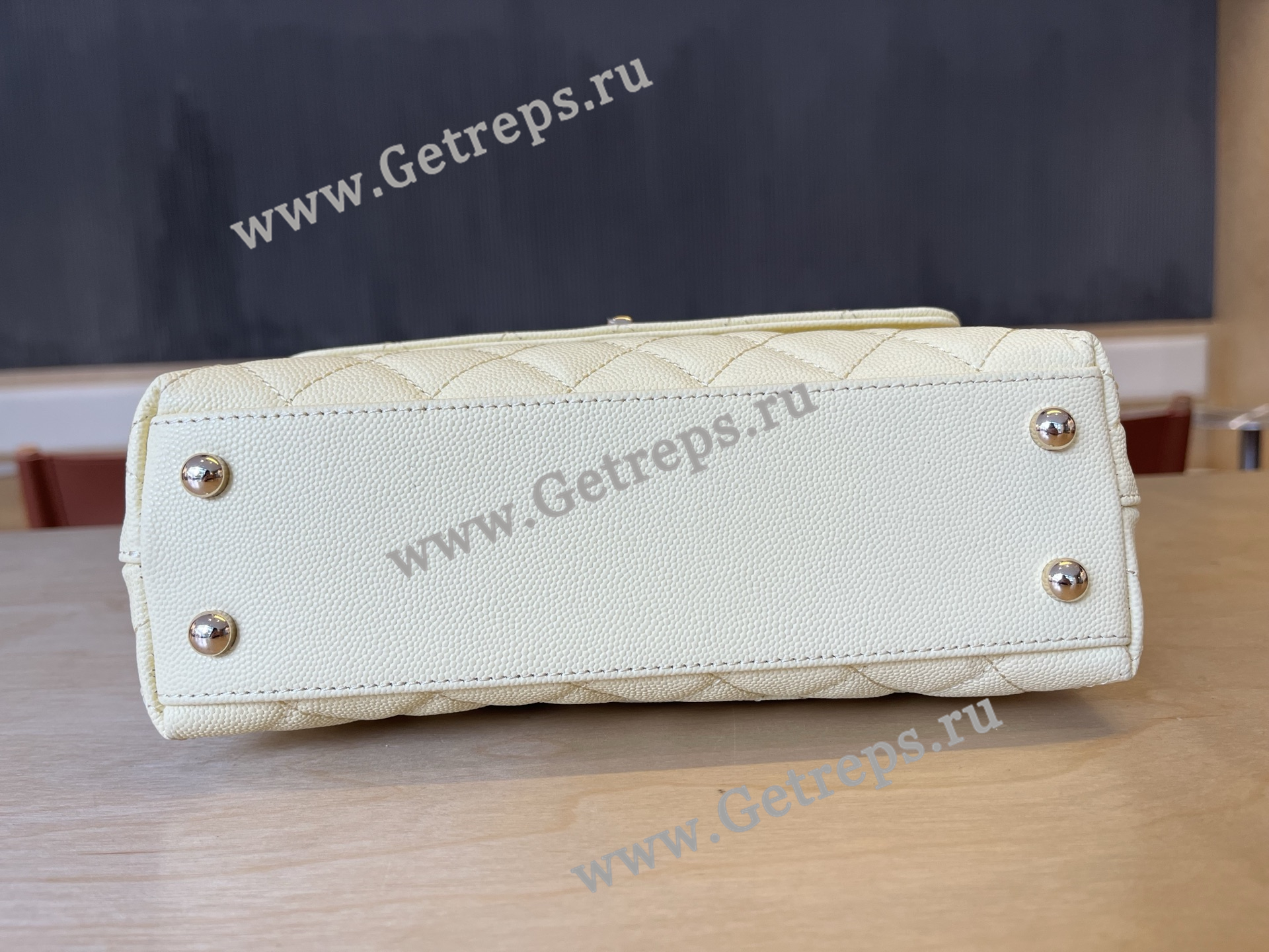 Chanel COCO Top Handle Handbag White Grained Calfskin 23cm