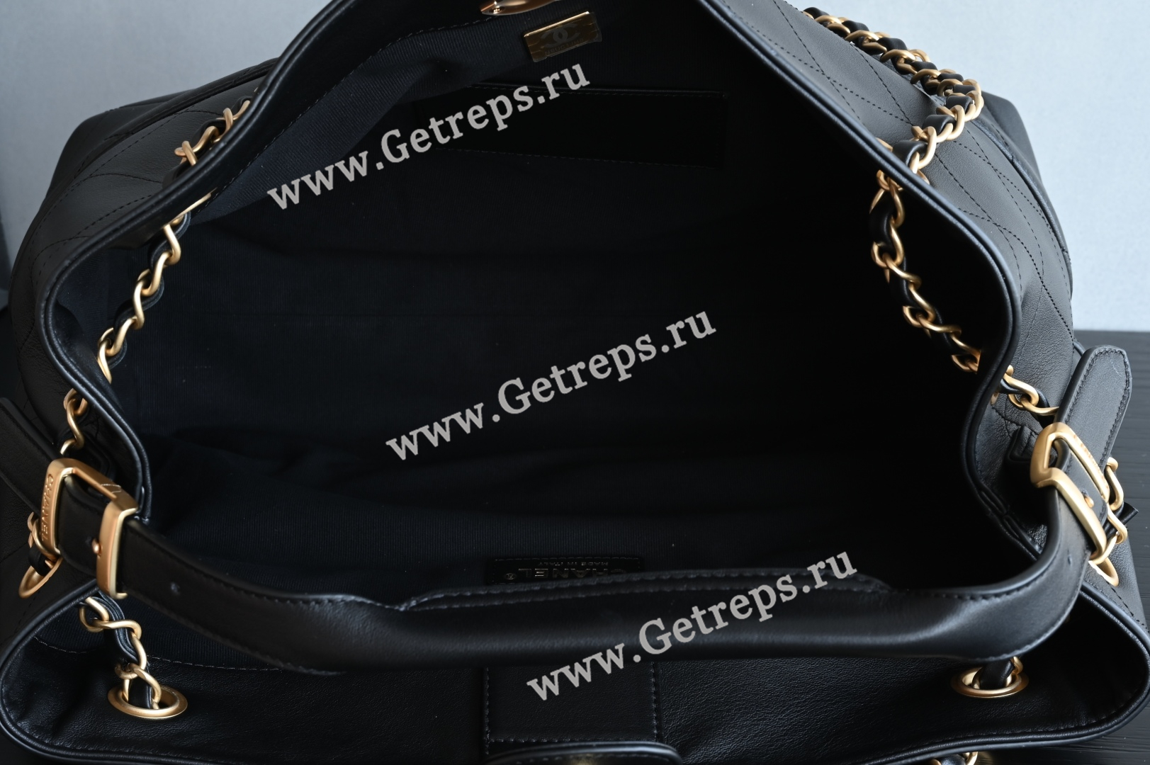Chanel Calfskin Stitched Hobo Black