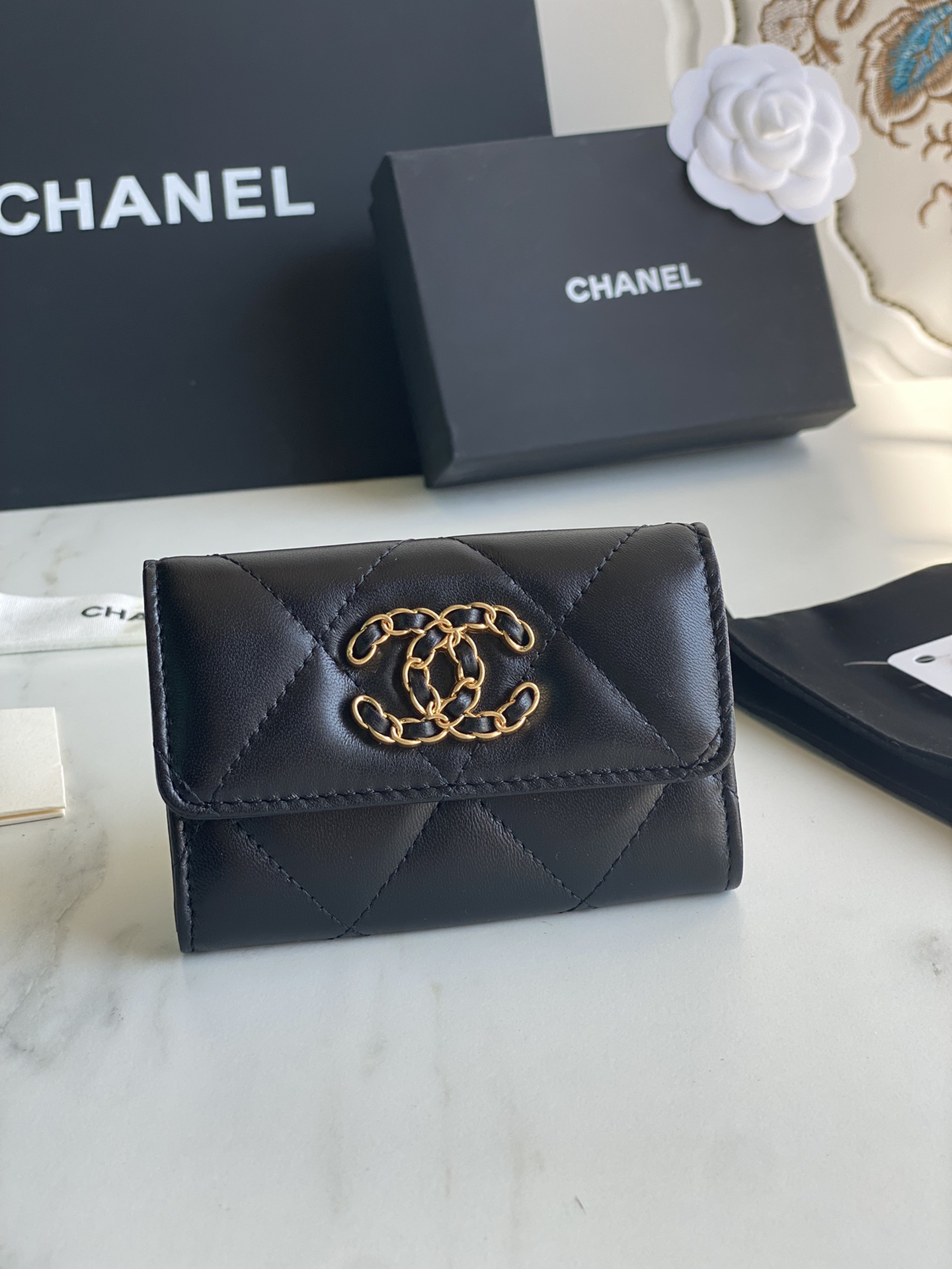 Chanel Classic 19 Small Wallet-1