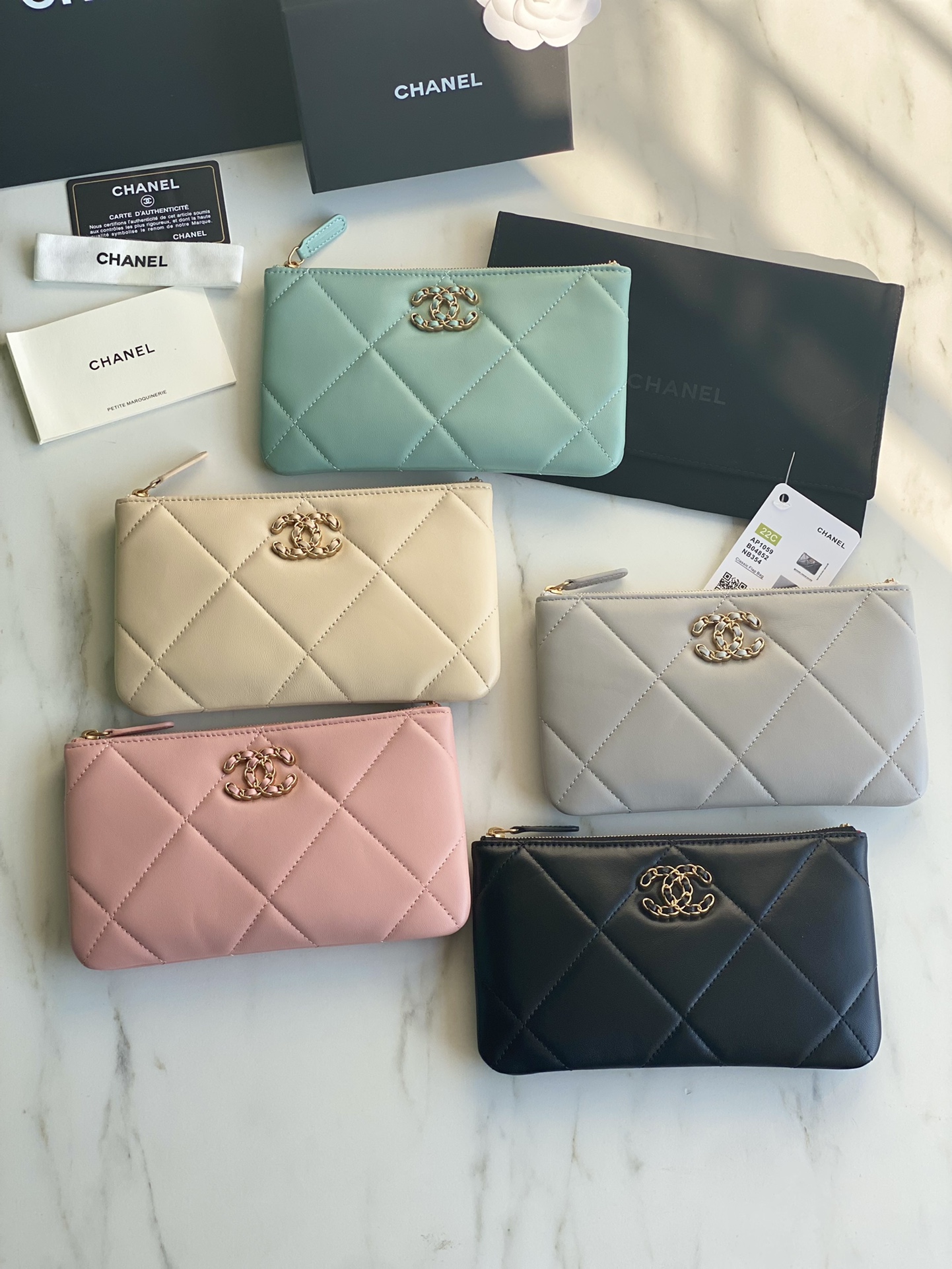 Chanel Classic 19 Wallet