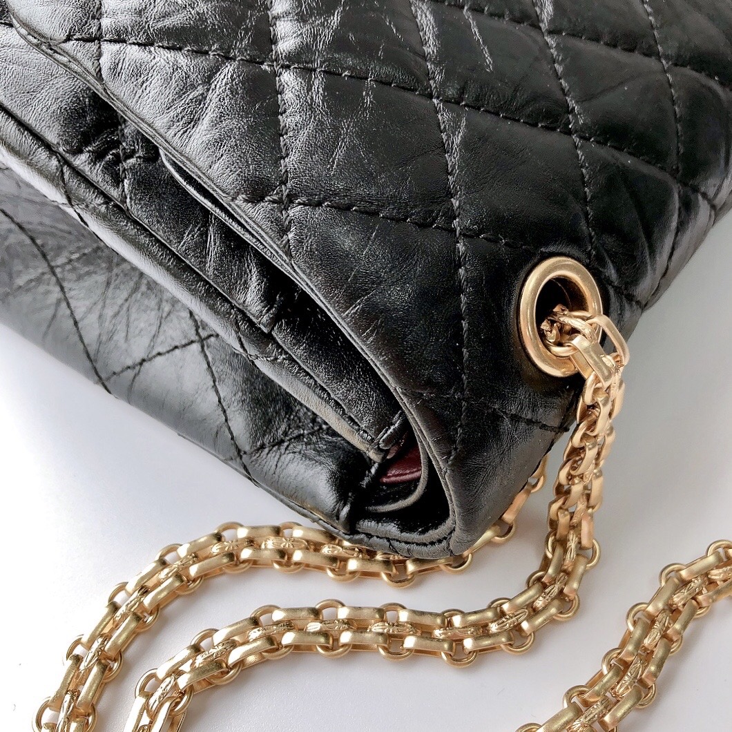 Chanel Classics 2.55 Handbag Aged Calfskin Gold Metal 28cm