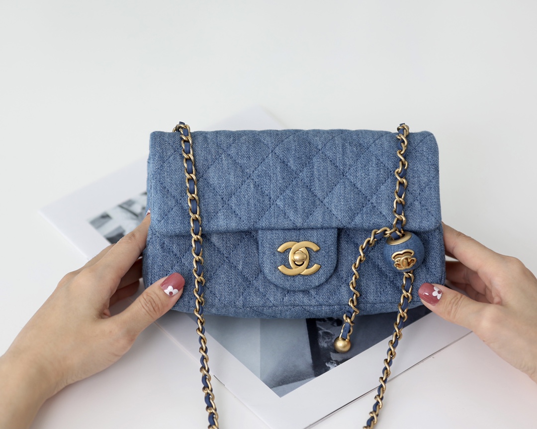 Chanel Classics Flap Bags Blue Denim 17CM and 20CM