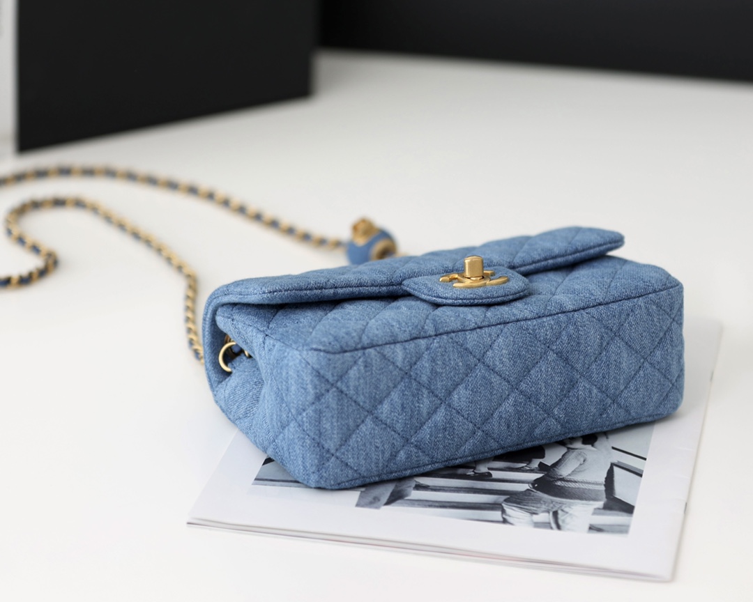 Chanel Classics Flap Bags Blue Denim 17CM and 20CM