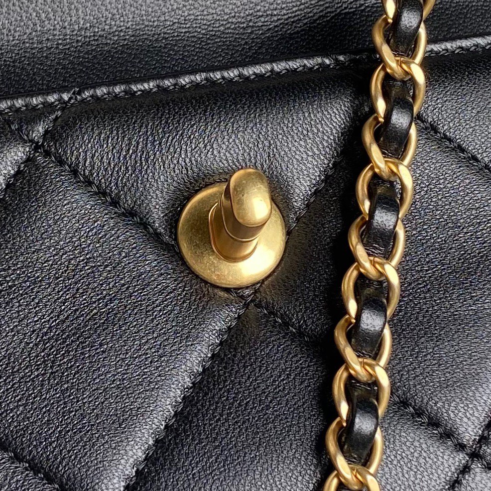 Chanel Clutch Lambskin Gold-Tone Metal  Black