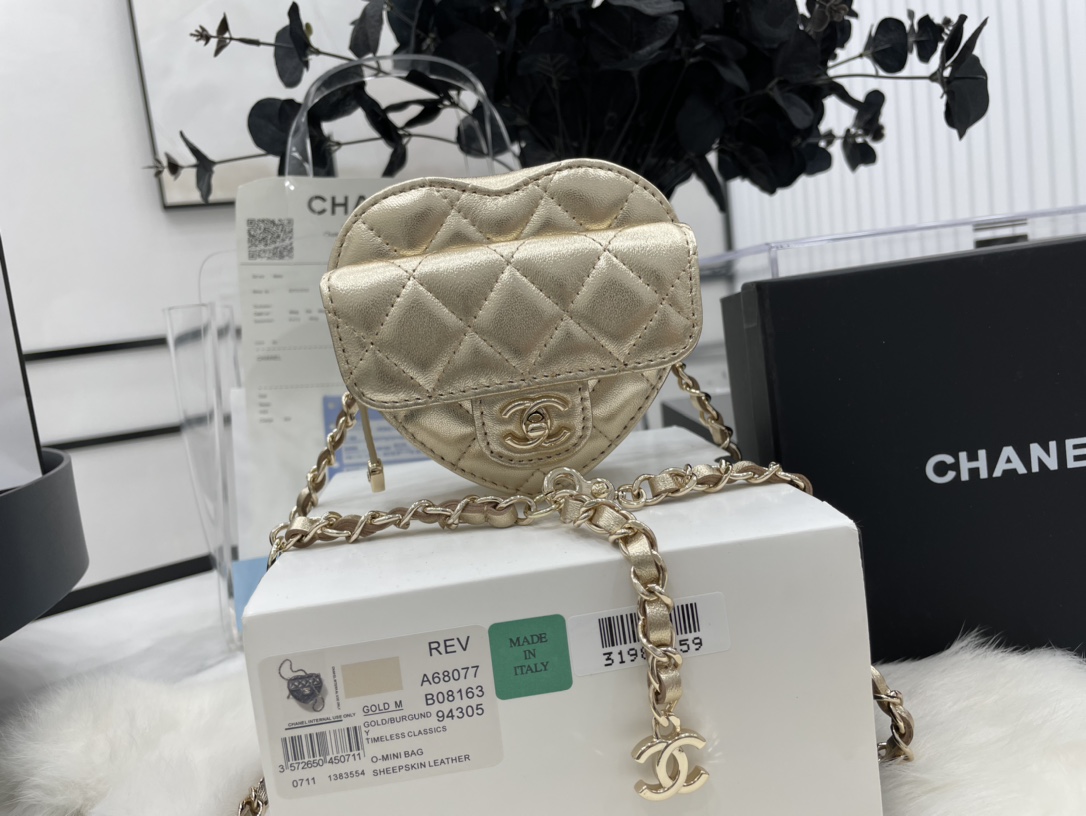 Chanel Heart Bag Lambskin  Gold-Tone Metal Gold AS3191