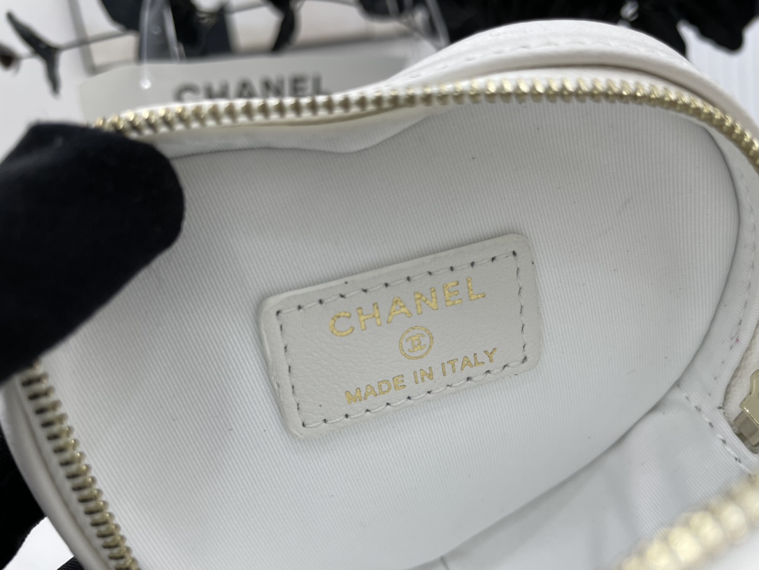 Chanel Heart Bag Lambskin  Gold-Tone Metal White AS3191