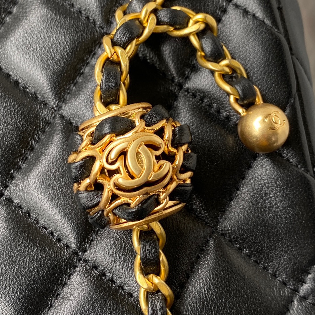 Chanel Hobe Bag Lambskin Gold-Tone Metal Black AS3259