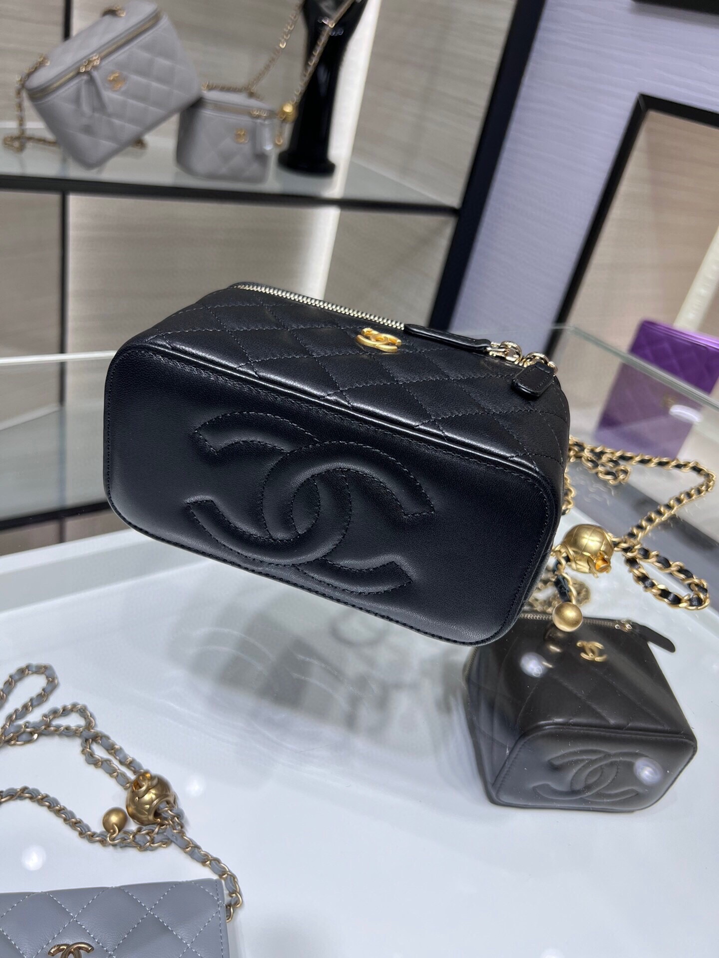 Chanel Ohanel 22B AP2303Y Black Vanity Case