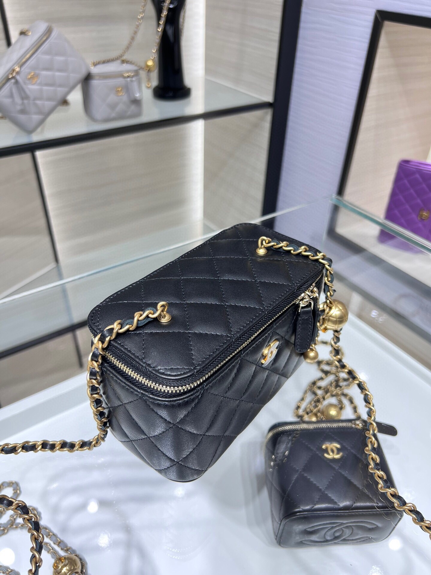Chanel Ohanel 22B AP2303Y Black Vanity Case