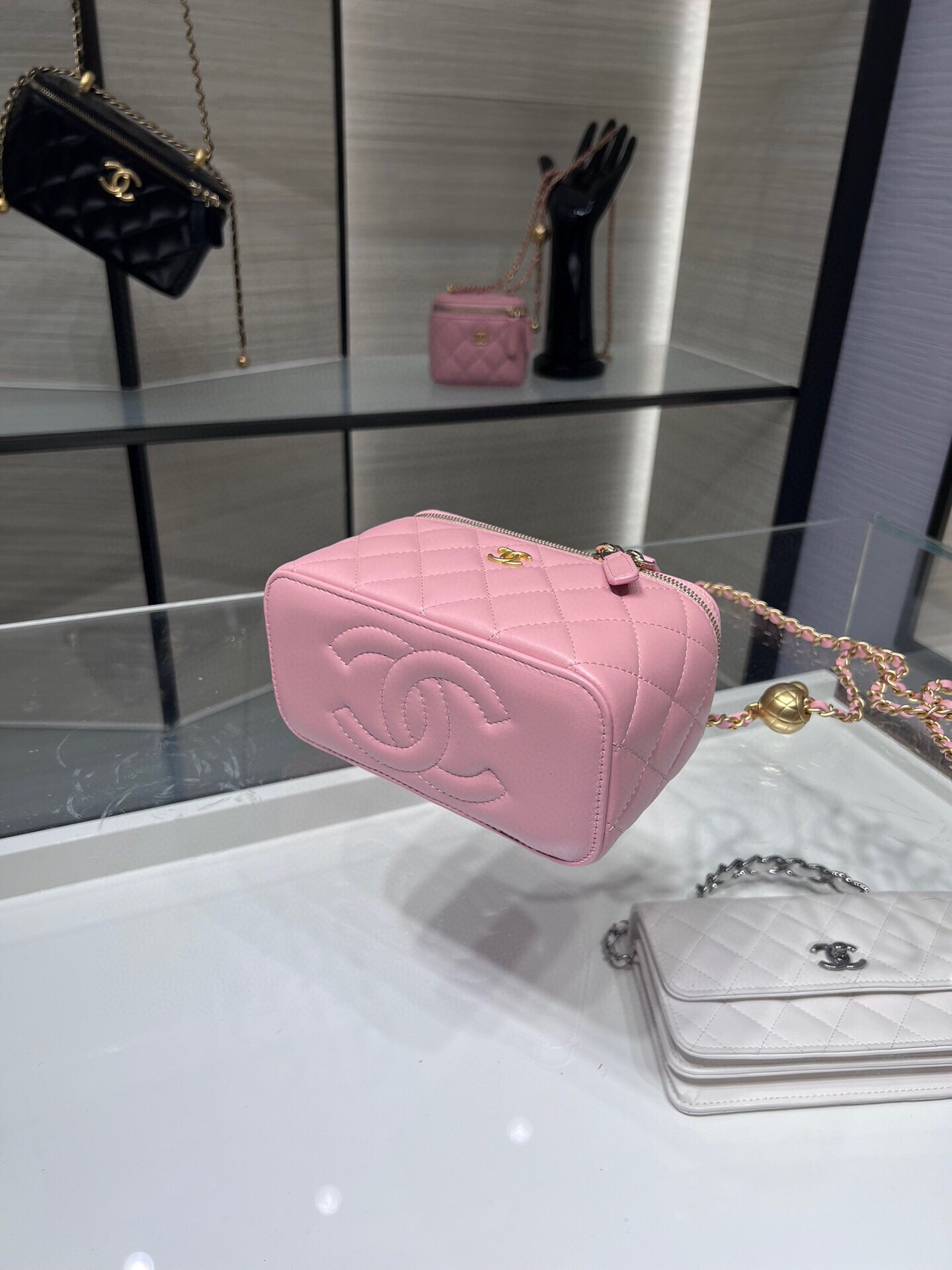 Chanel Ohanel 22B AP2303Y Pink Vanity Case