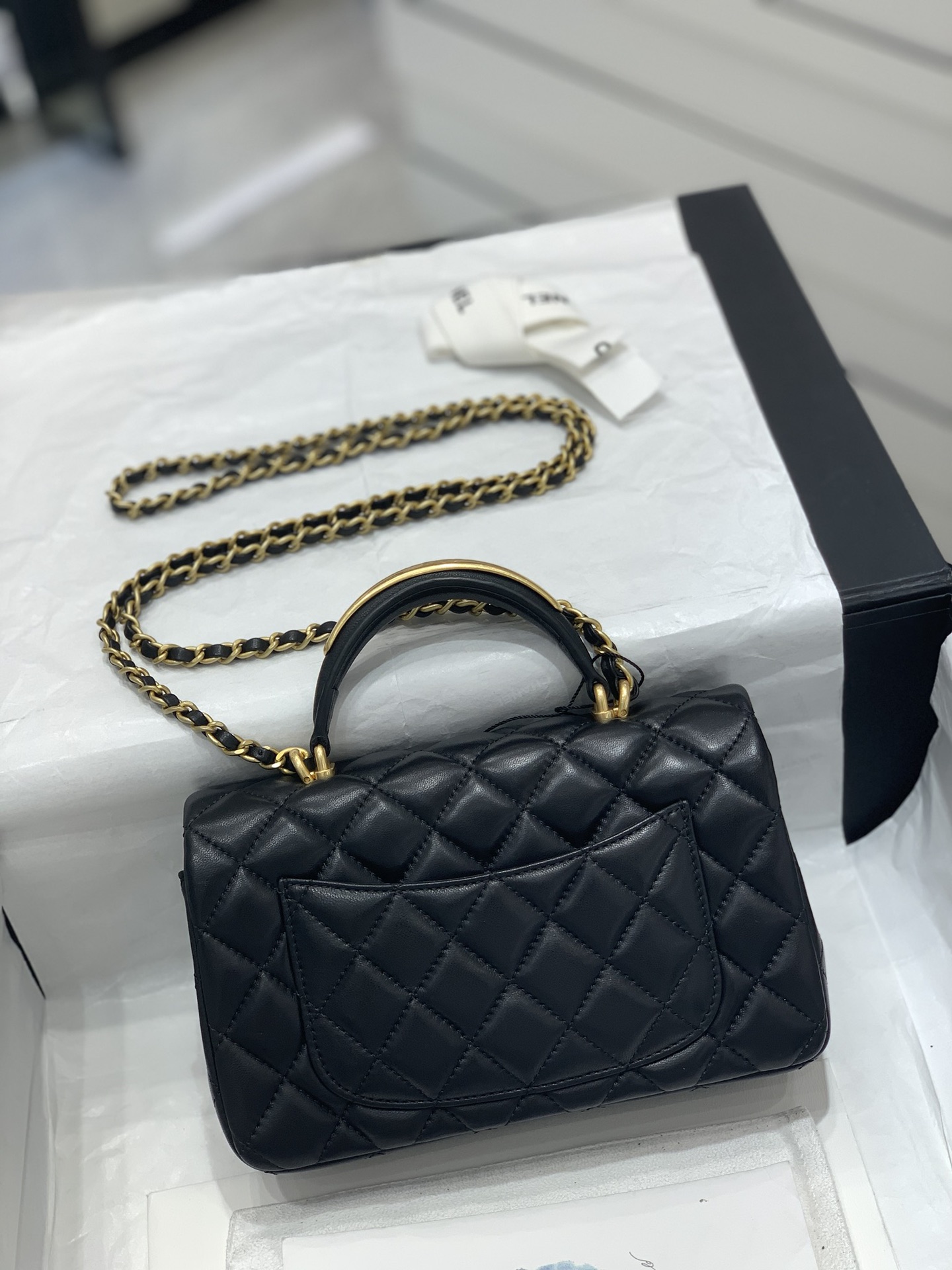 Chanel Ohanel 22B Mini Flap Bag 20cm Lambskin Black