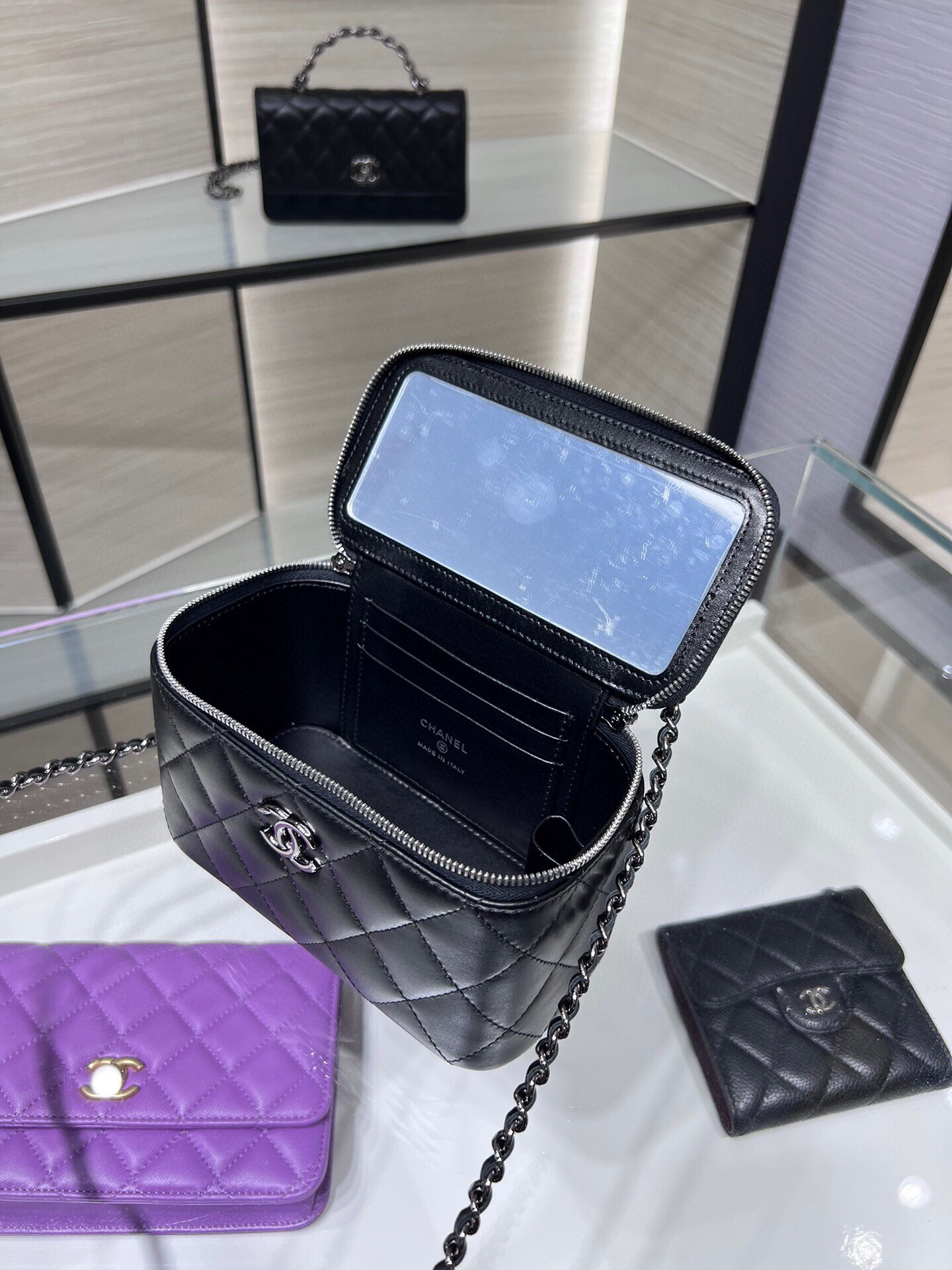 Chanel Ohanel 23K AP3593Y Black Vanity Case