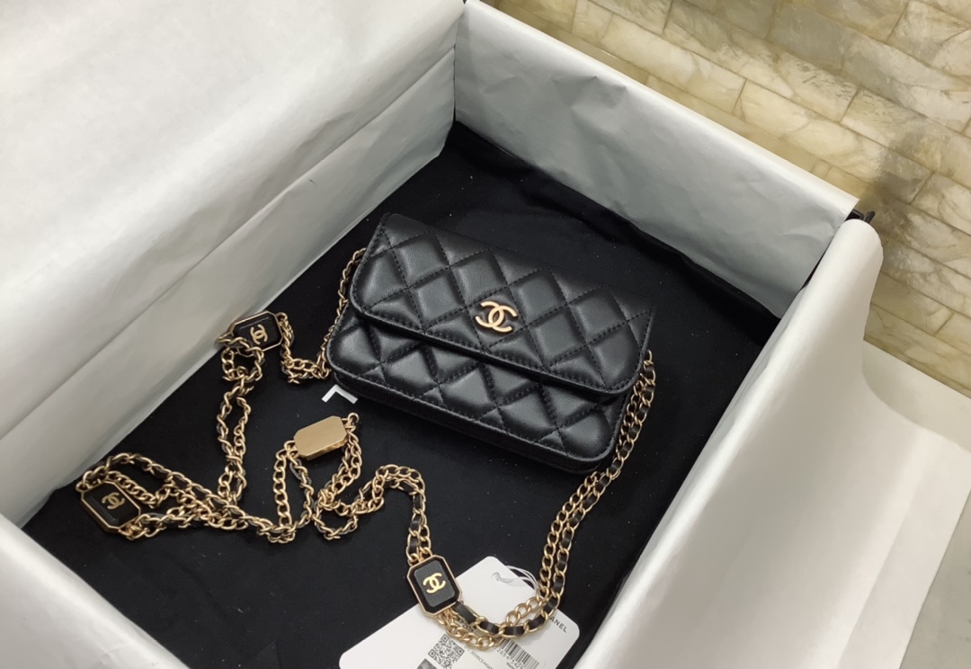 Chanel Small Woc Wallet On Chain With Fashion Chain Black