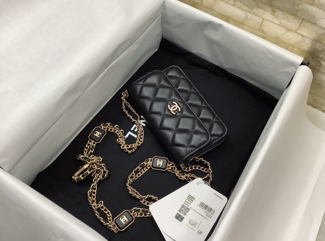 Chanel Small Woc Wallet On Chain With Fashion Chain Black