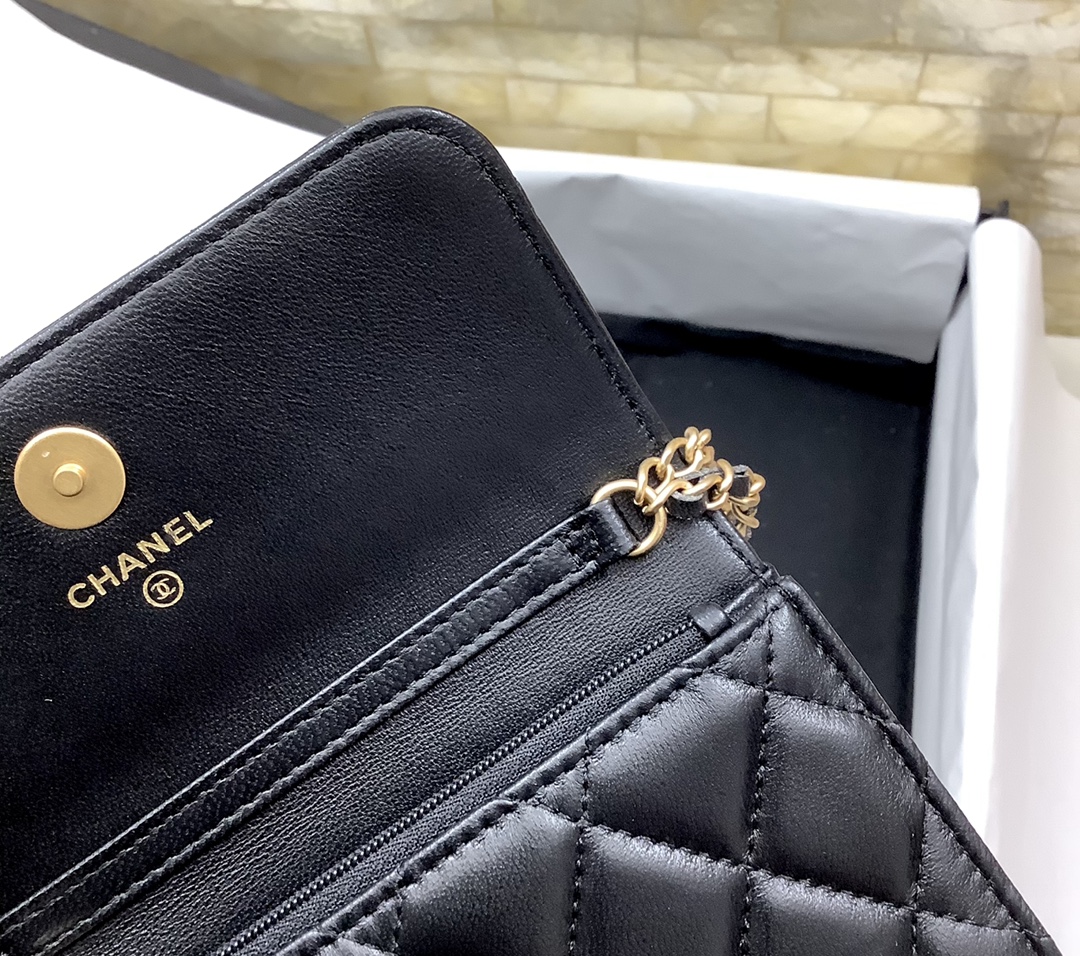 Chanel Small Woc Wallet On Chain With Fashion Chain Black