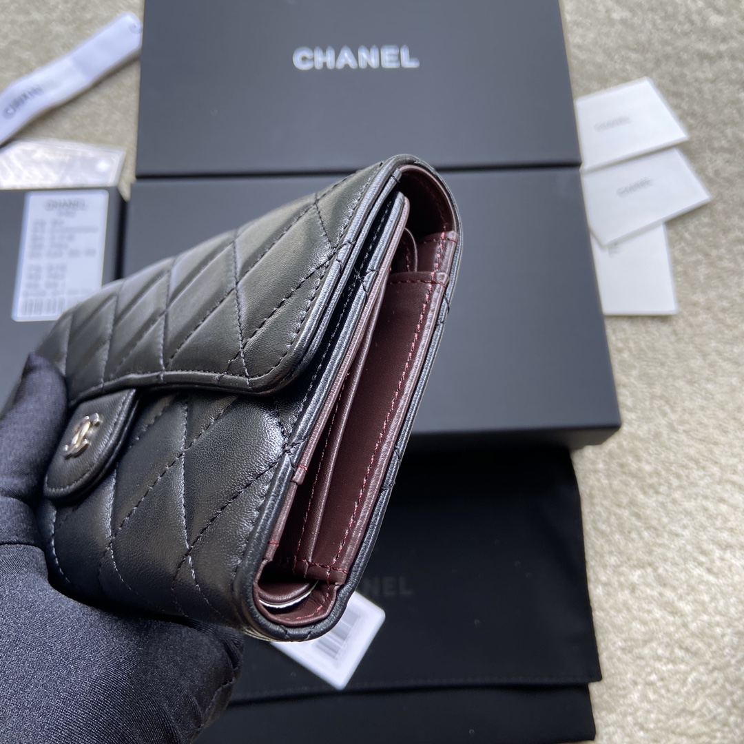 Chanel Wallet Lambskin Silver Black AP31506