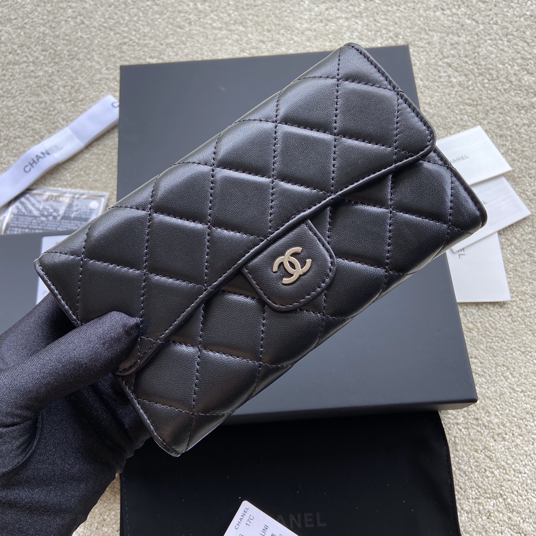 Chanel Wallet Lambskin Silver Black AP31506