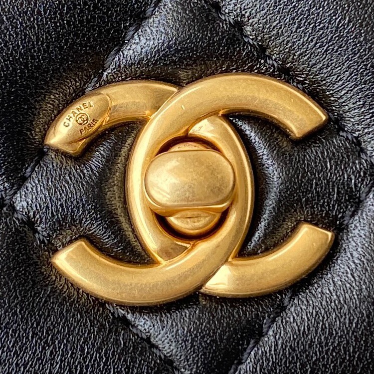 Chanel Wallet on Chain Black Lambskin Gold-Tone Metal AP1450