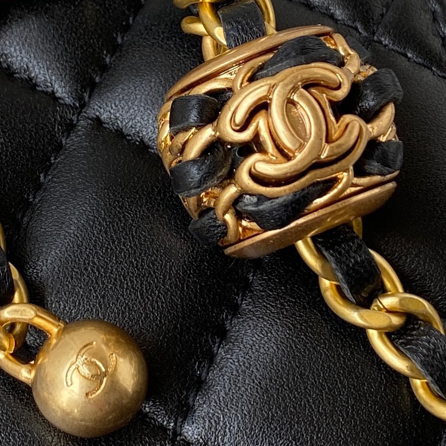 Chanel Wallet on Chain Black Lambskin Gold-Tone Metal AP1450