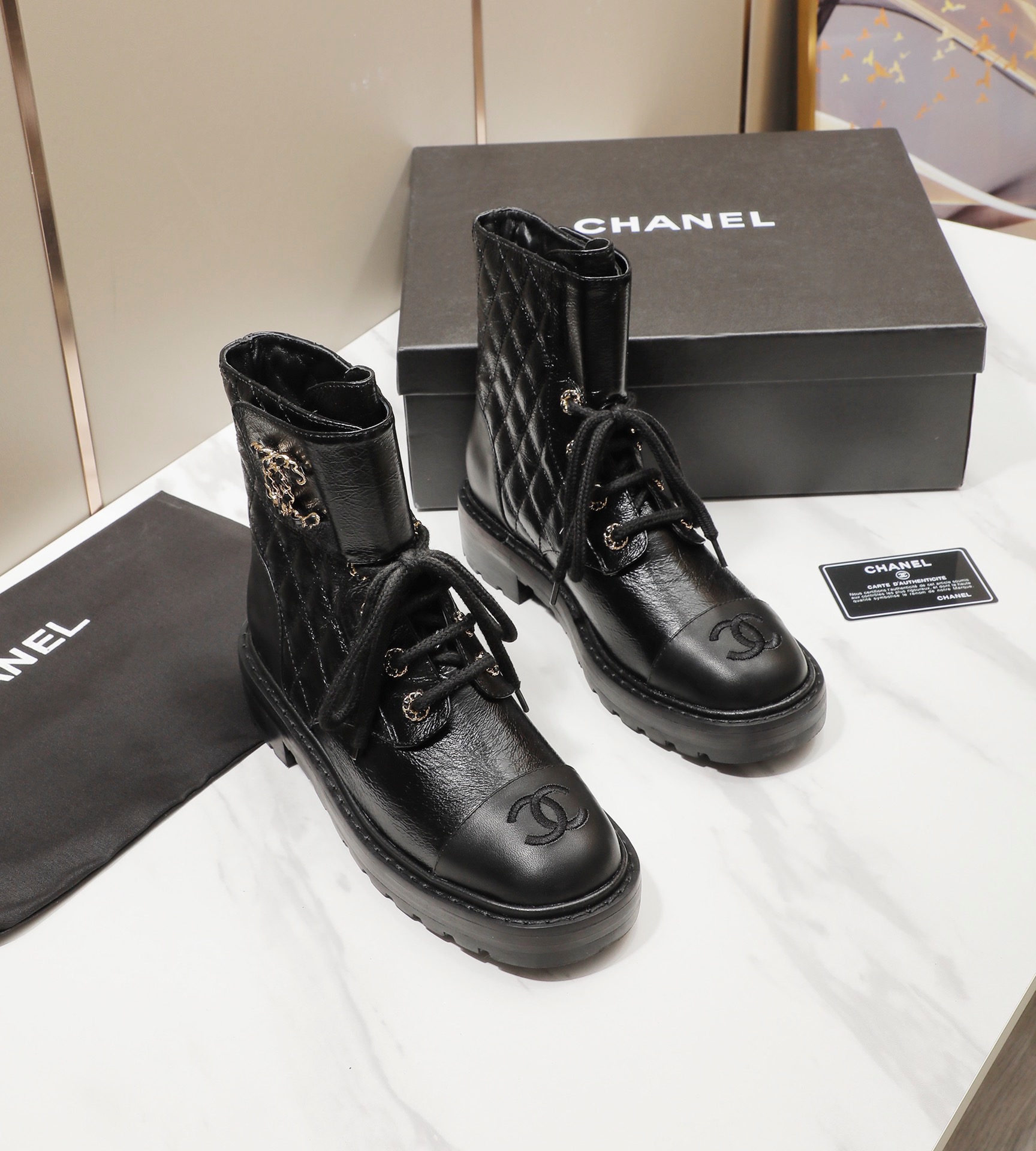 Chanel Women Boots-0012 Size 35-40