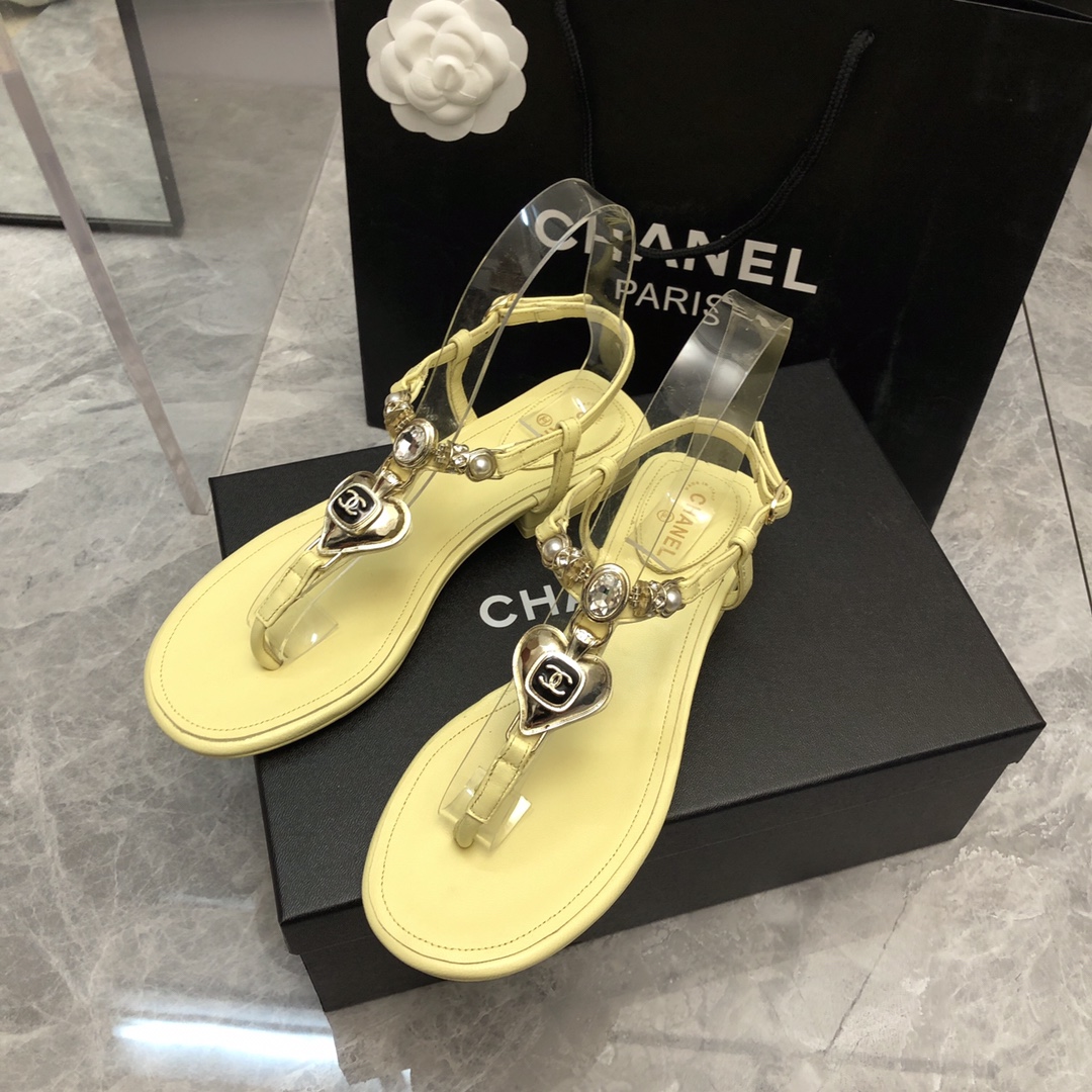 Chanel Women Flat Sandals-0003 35-41