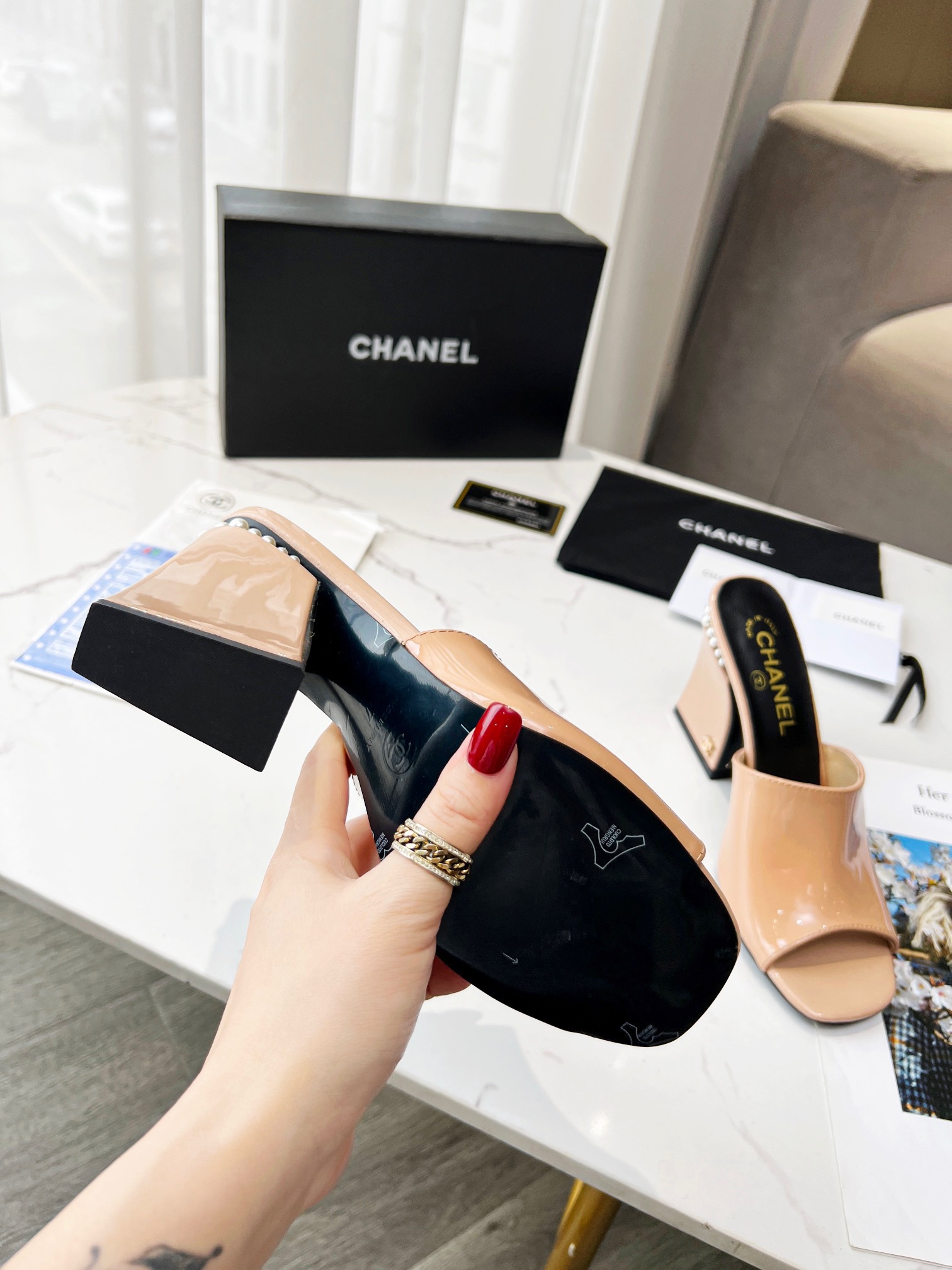 Chanel Women High Heel Sandals-0009 35-39