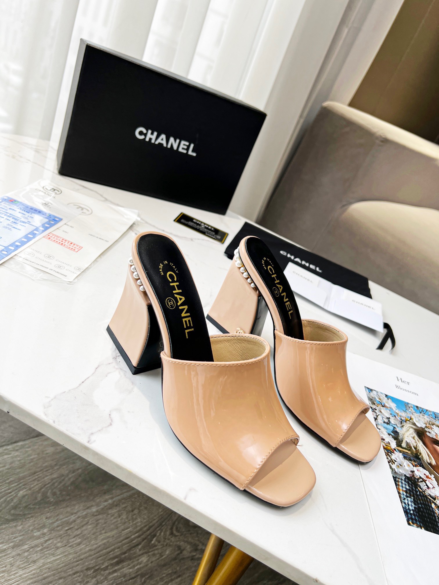 Chanel Women High Heel Sandals-0009 35-39