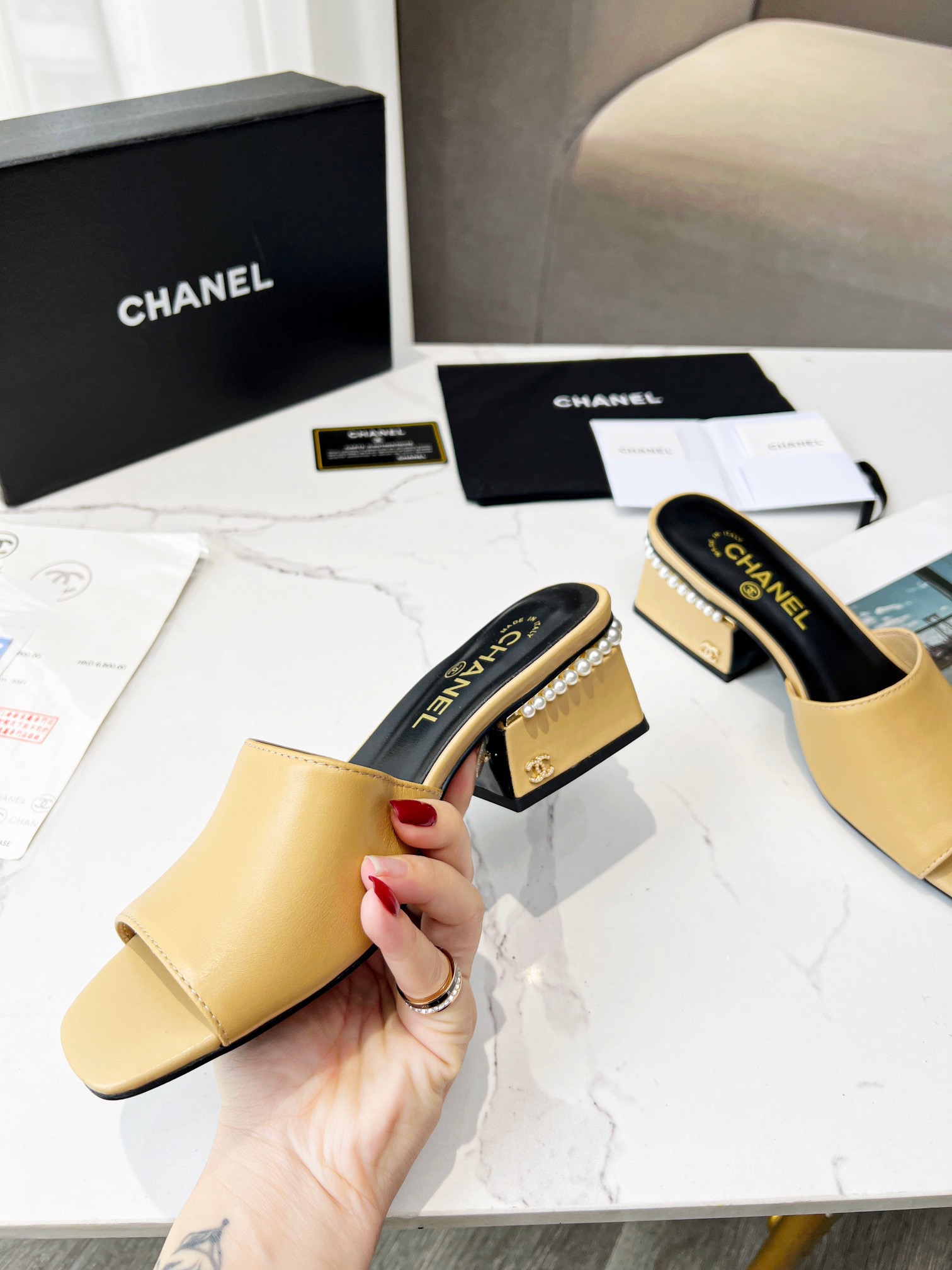 Chanel Women High Heel Sandals-0016 35-39