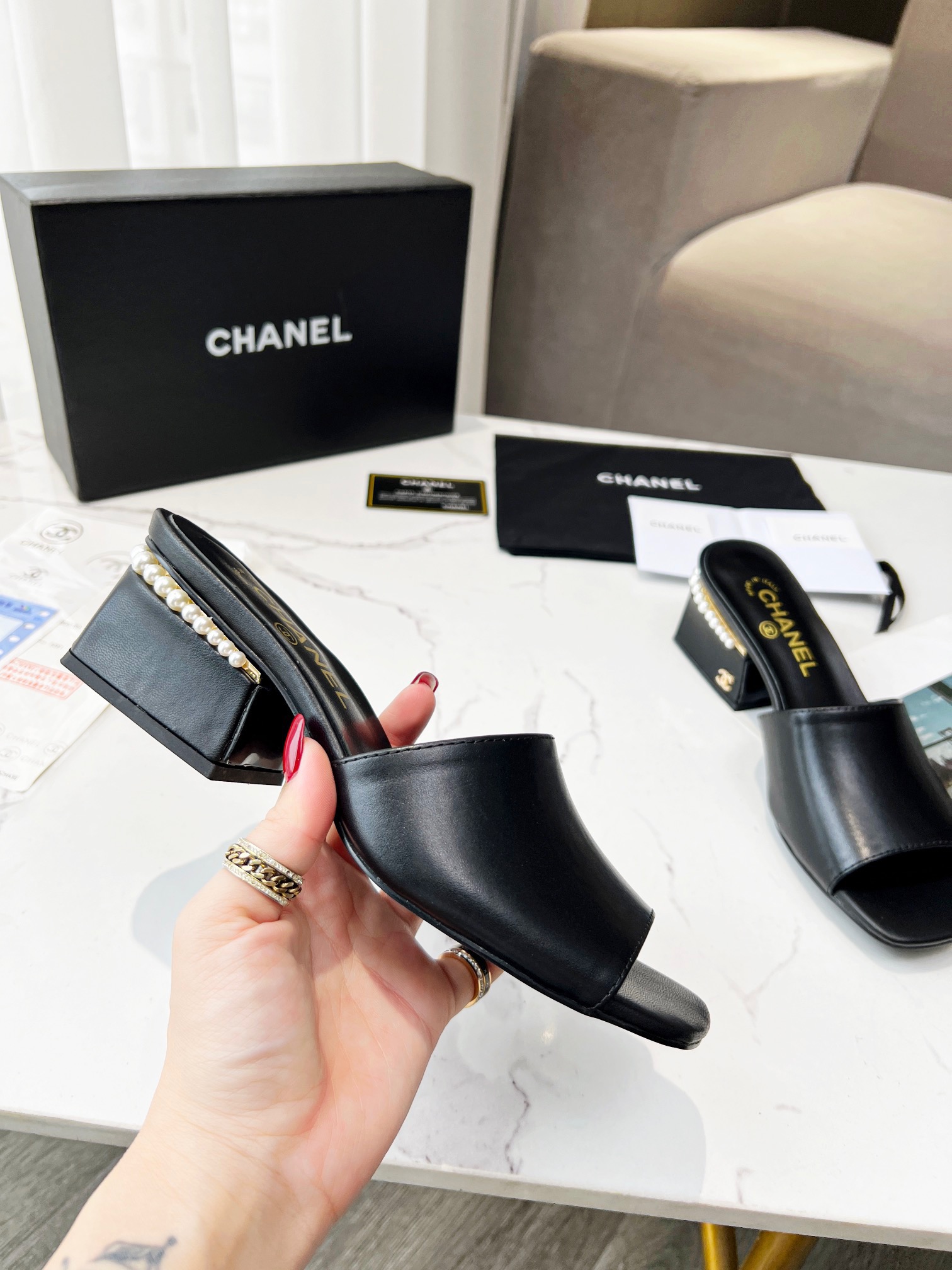 Chanel Women High Heel Sandals-0017 35-39