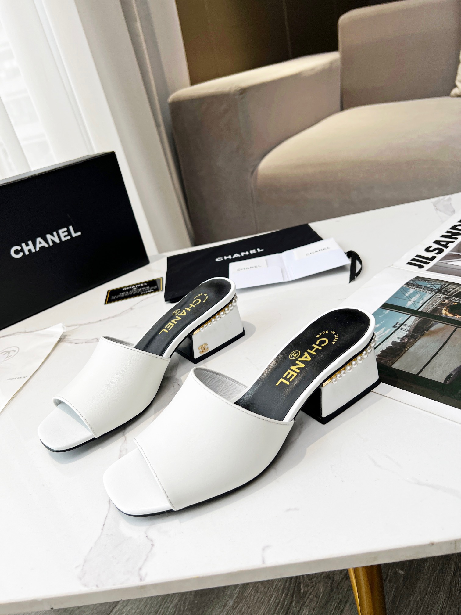 Chanel Women High Heel Sandals-0019 35-39