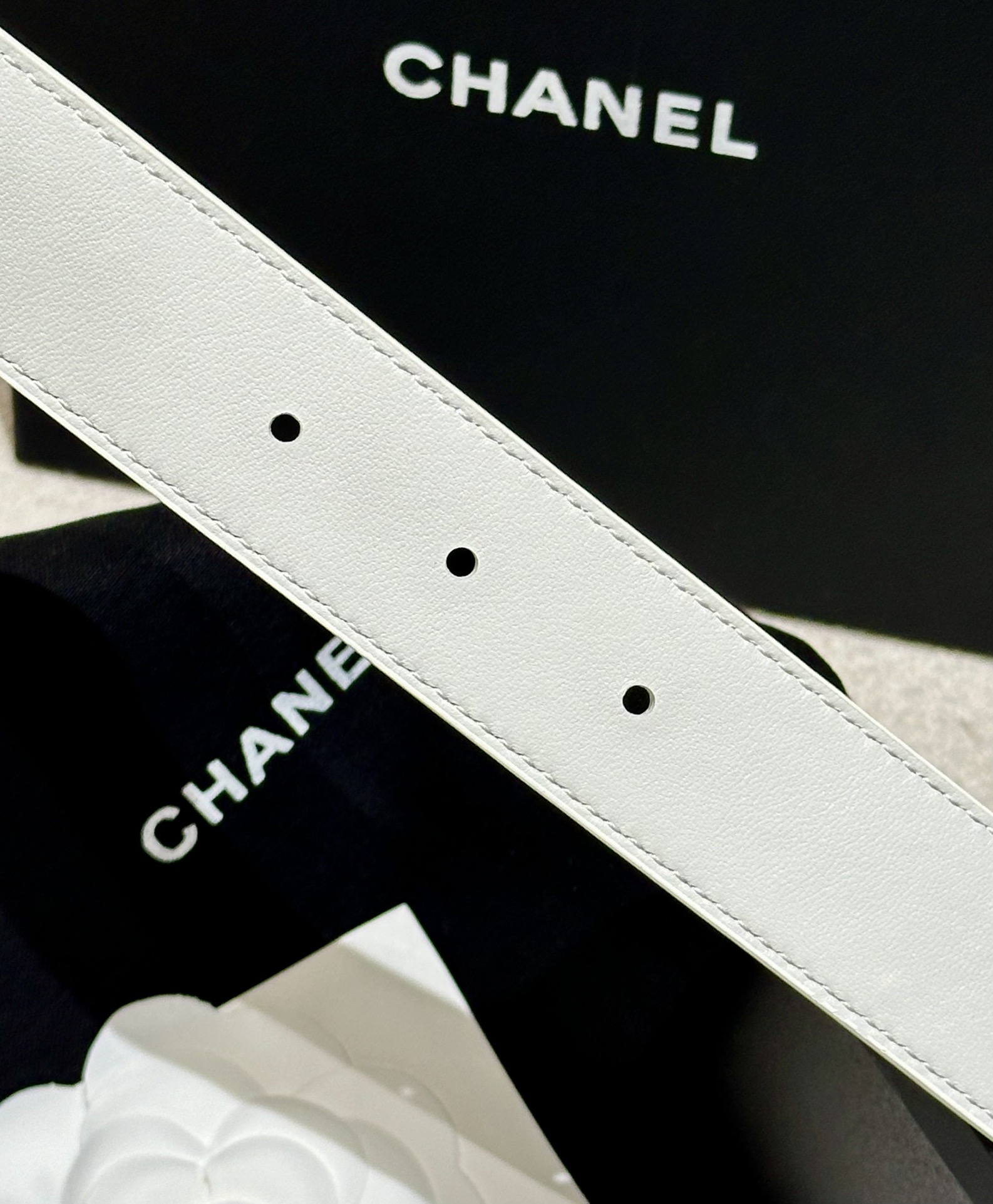 Chanel Women Leather Belt Width 3.0cm -0010