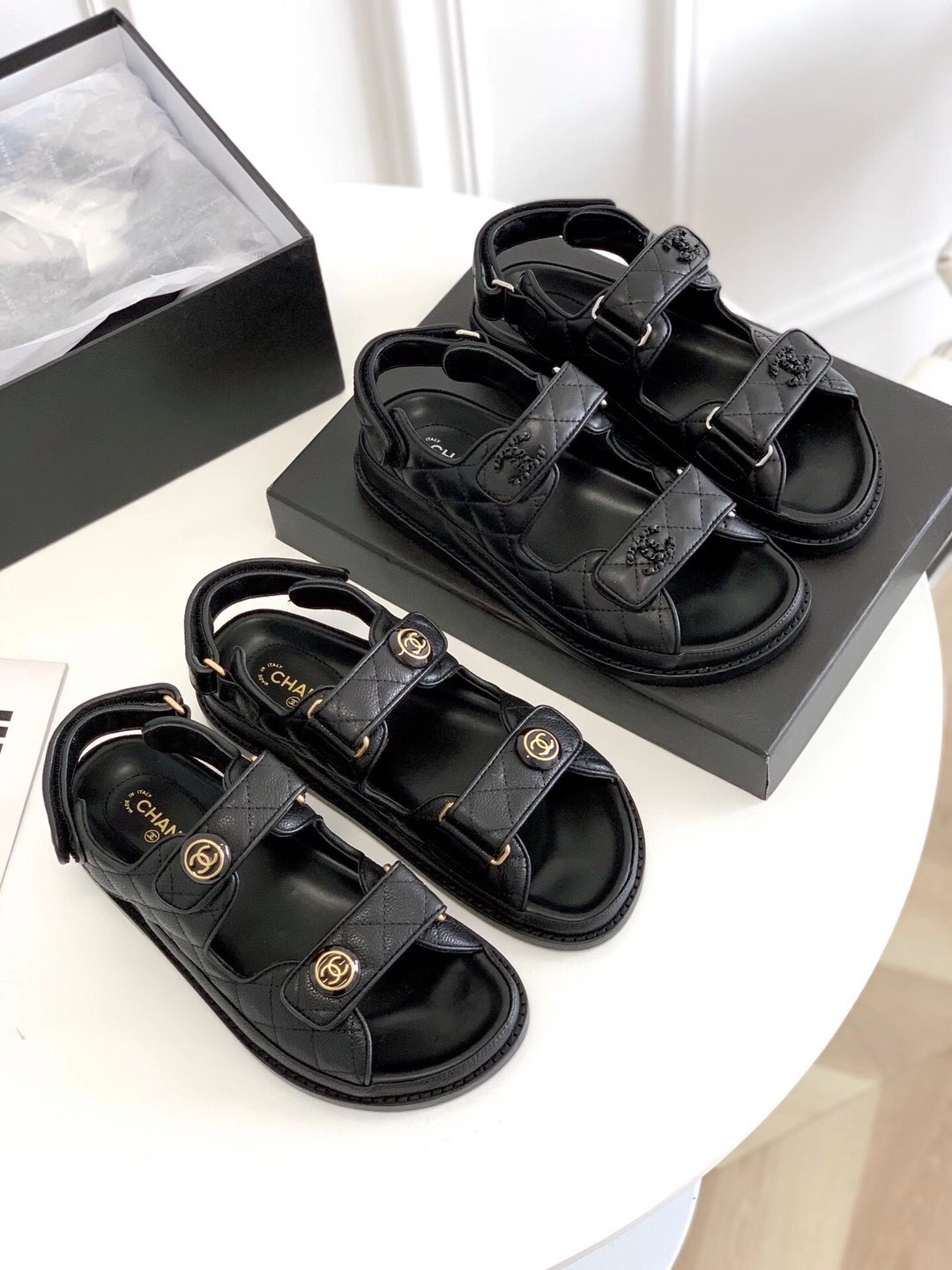 Chanel Women Leather Sandals-0053 35-40