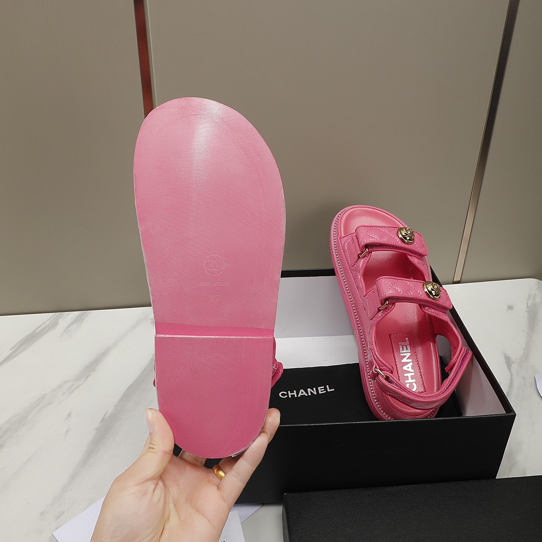 Chanel Women Leather Sandals-0058 35-40