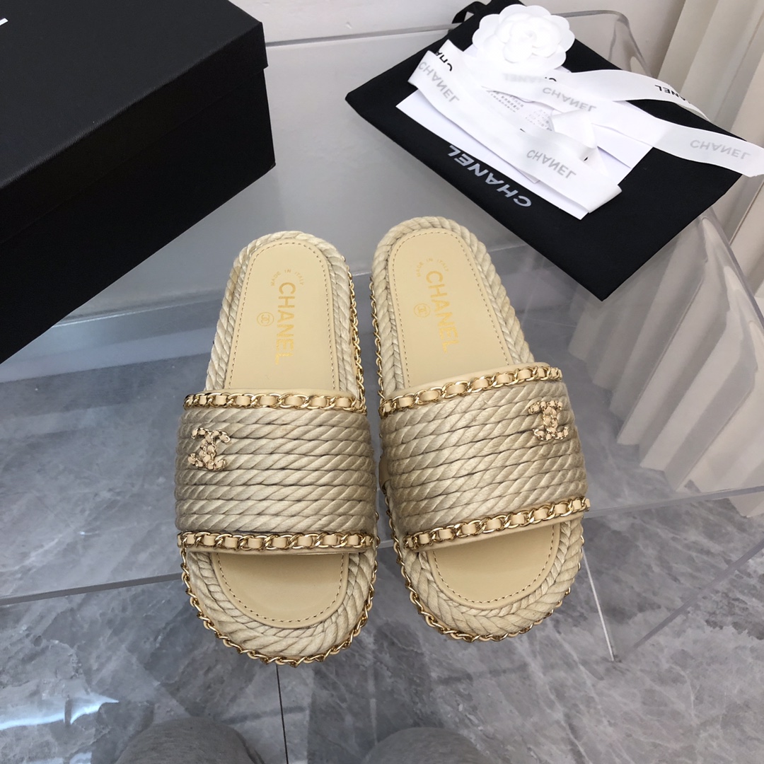 Chanel Women Mules-0007 35-40