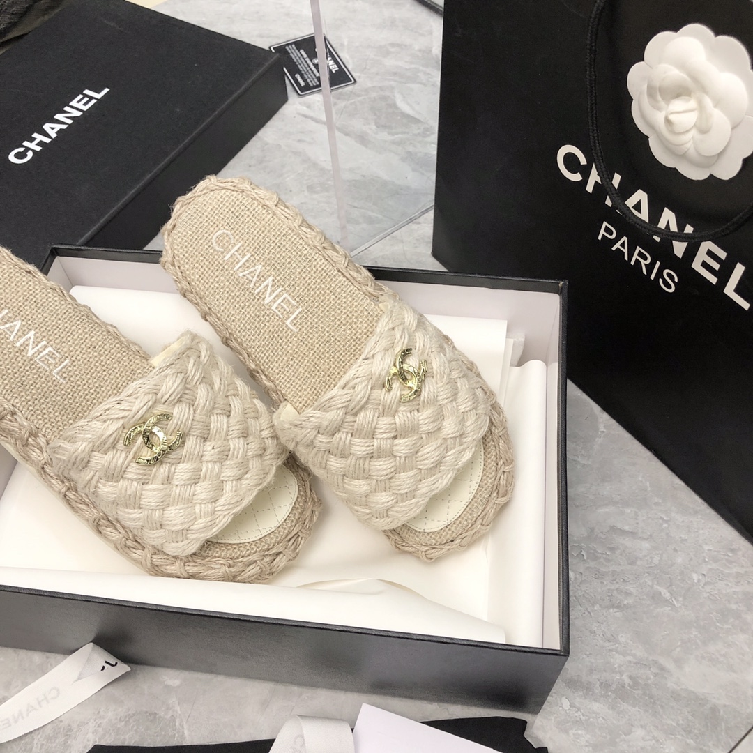 Chanel Women Mules-0011 35-41