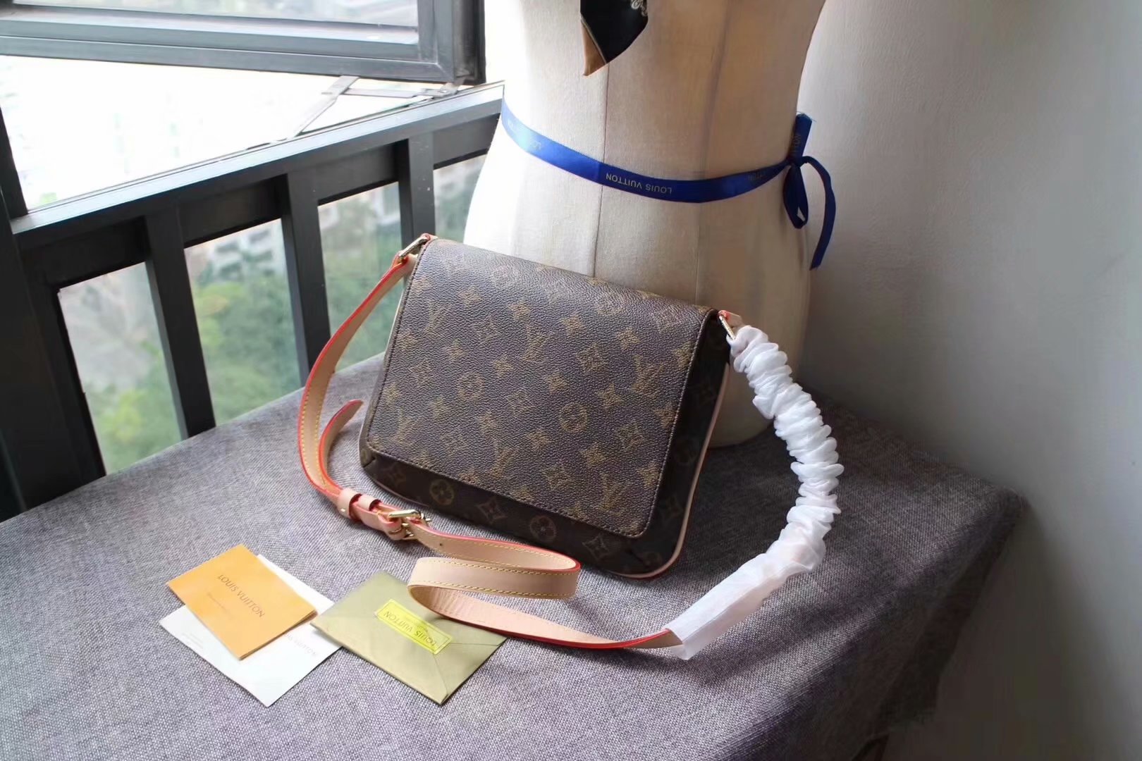 Cheap Louis Vuitton M51257 Musette Tango Shoulder Bag Monogram Canvas