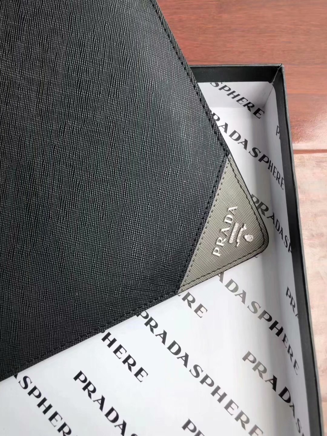 Cheap Prada NG008-1 Saffiano Leather Men Pouch Grey Logo