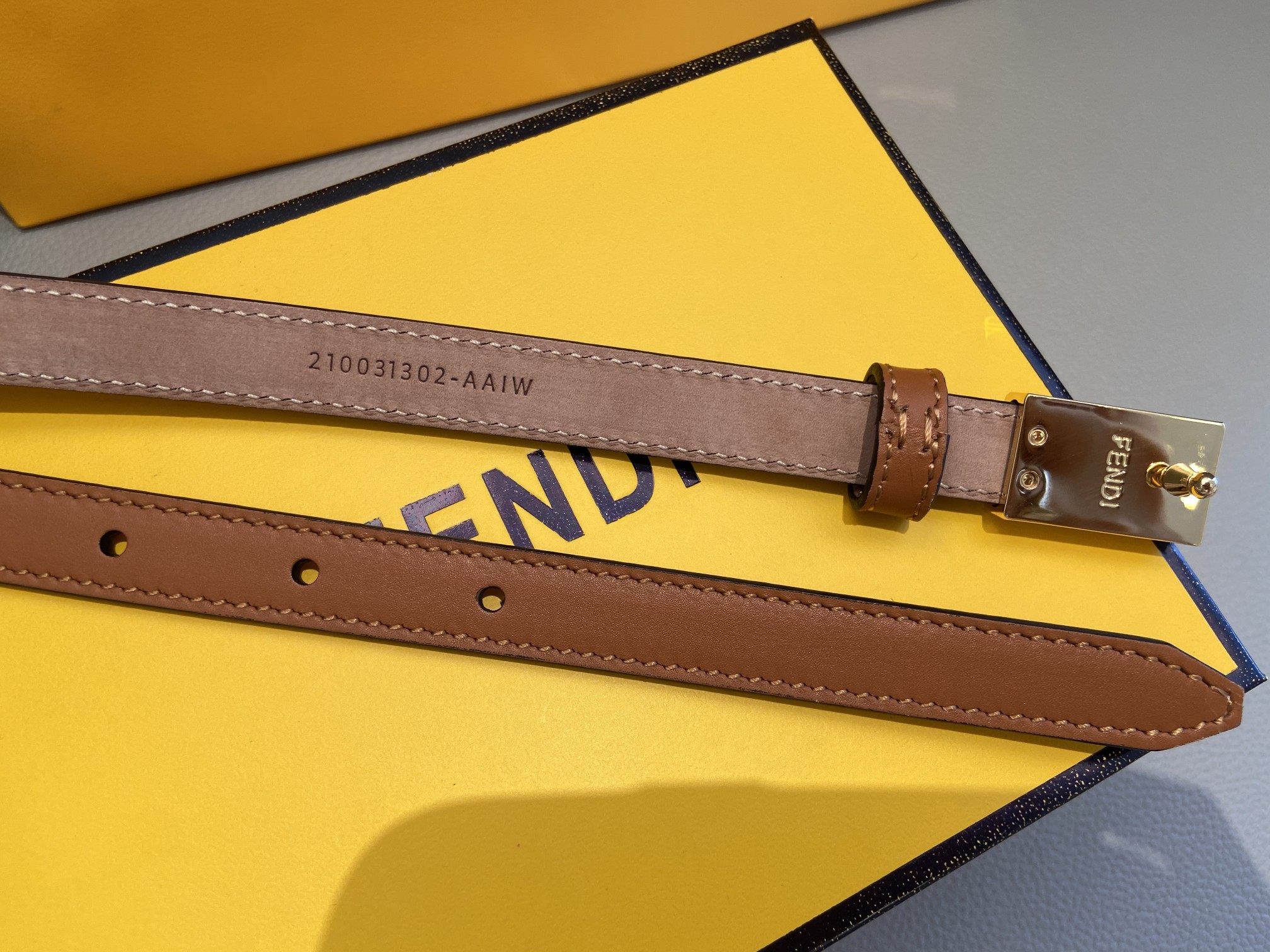 Cheap Replica Fendi Leather Belt Width 1.5CM 004