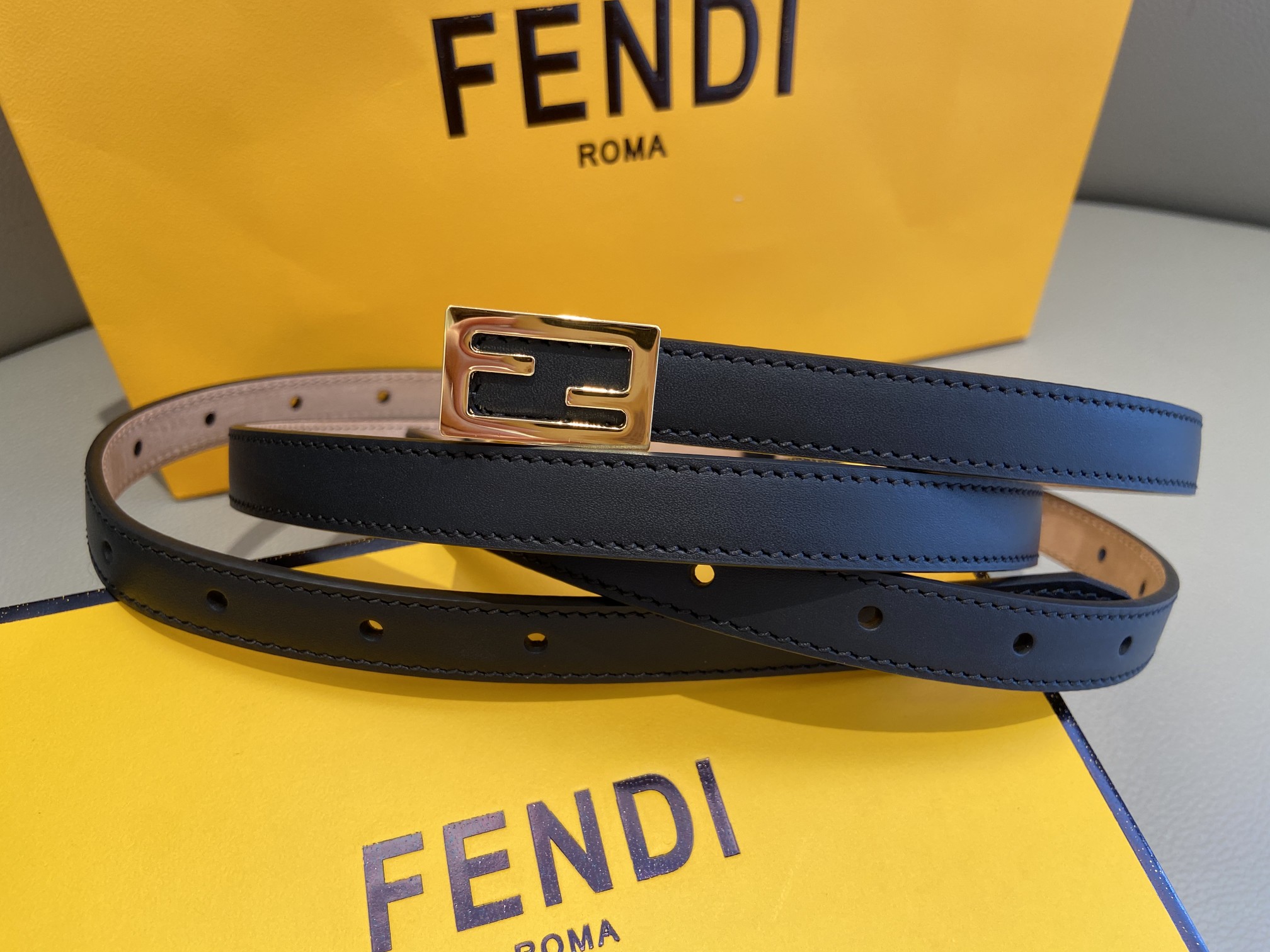 Cheap Replica Fendi Leather Belt Width 1.5CM 005