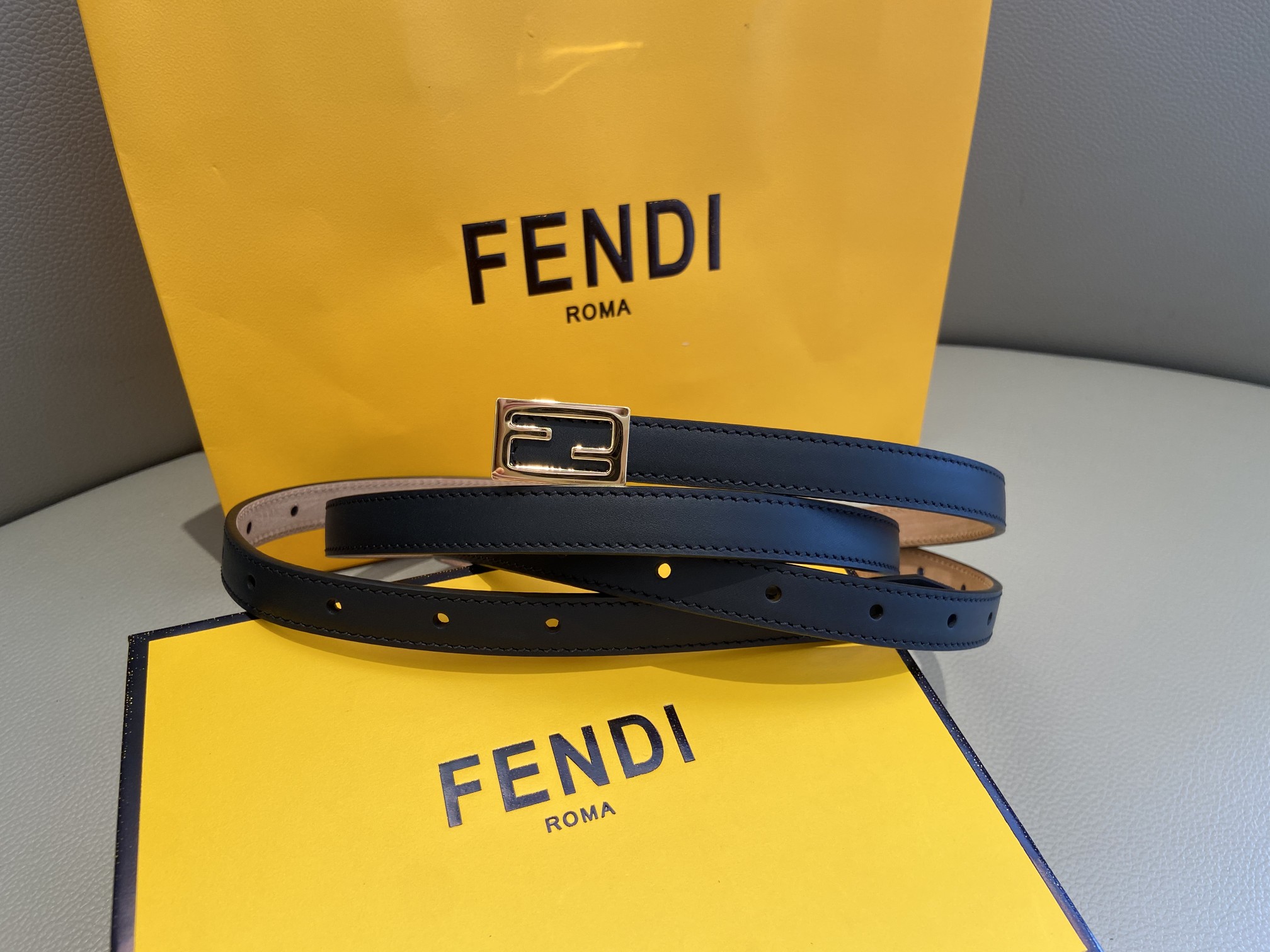 Cheap Replica Fendi Leather Belt Width 1.5CM 005