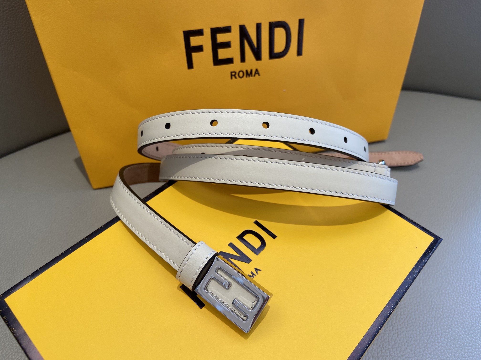 Cheap Replica Fendi Leather Belt Width 1.5CM 006