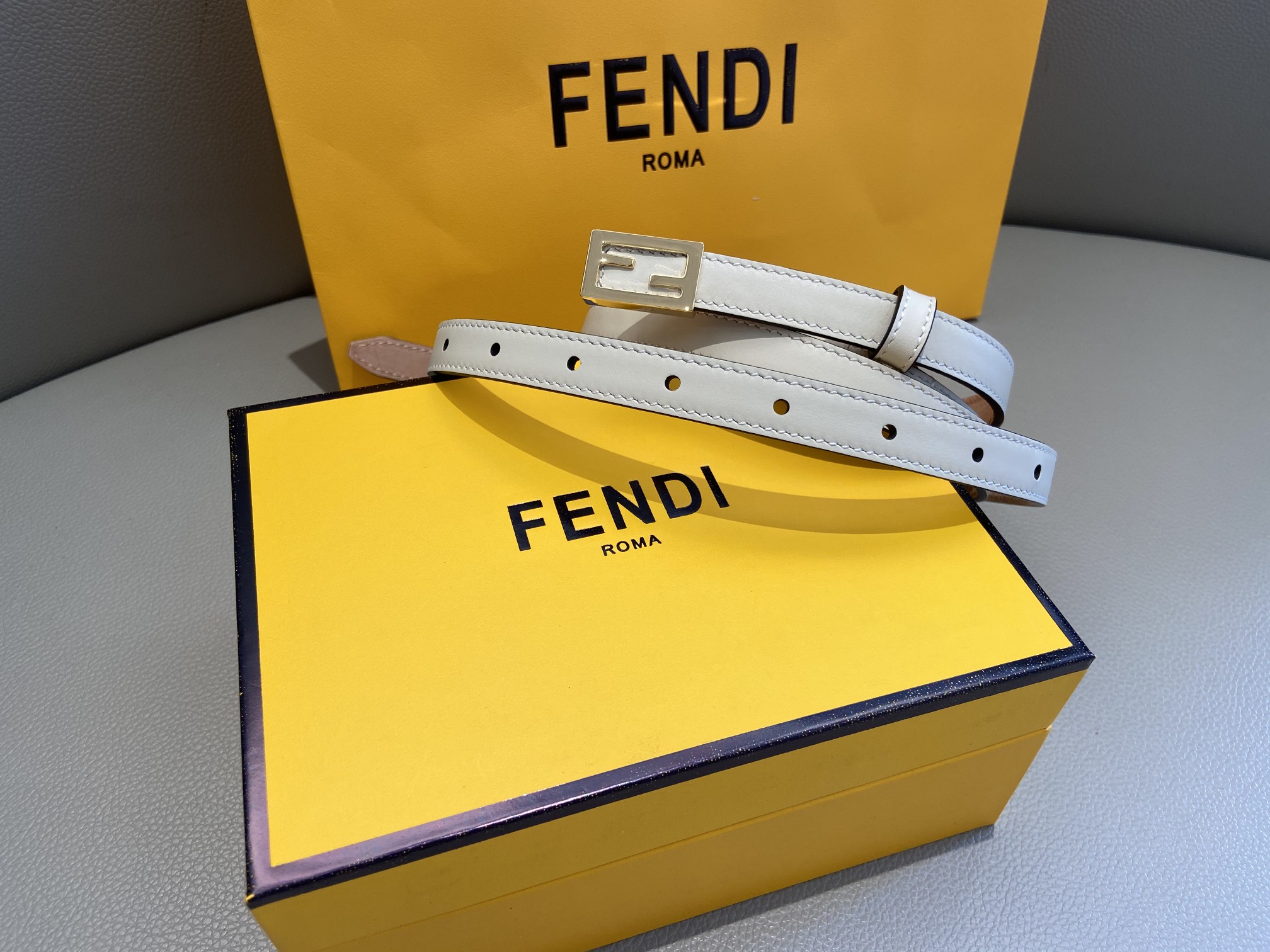 Cheap Replica Fendi Leather Belt Width 1.5CM 007