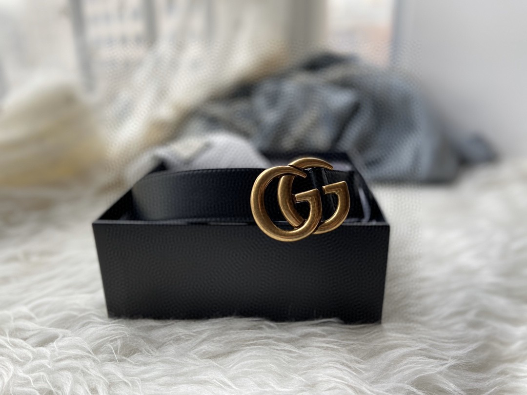 Cheap Replica Gucci Reversible Women Leather Belt Width 3.5cm 132