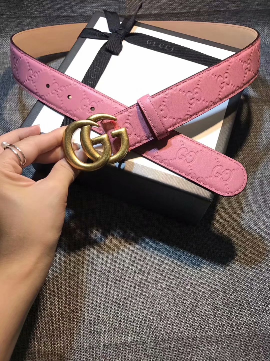 Cheap Replica Gucci Women Leather Belt Pink Width 3.5cm With Gold Buckle 081