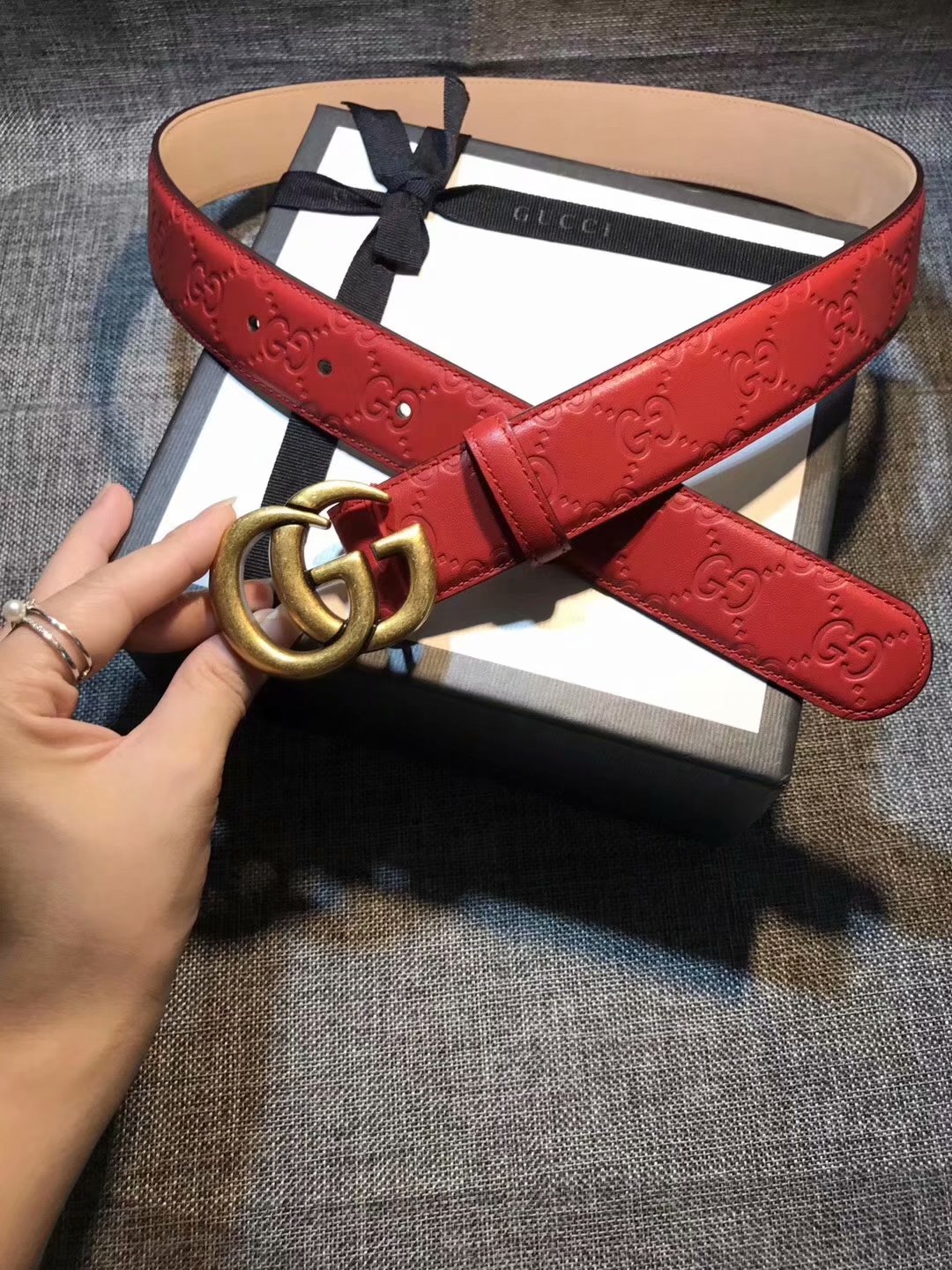 Cheap Replica Gucci Women Leather Belt Red Width 3.5cm With Gold Buckle 080