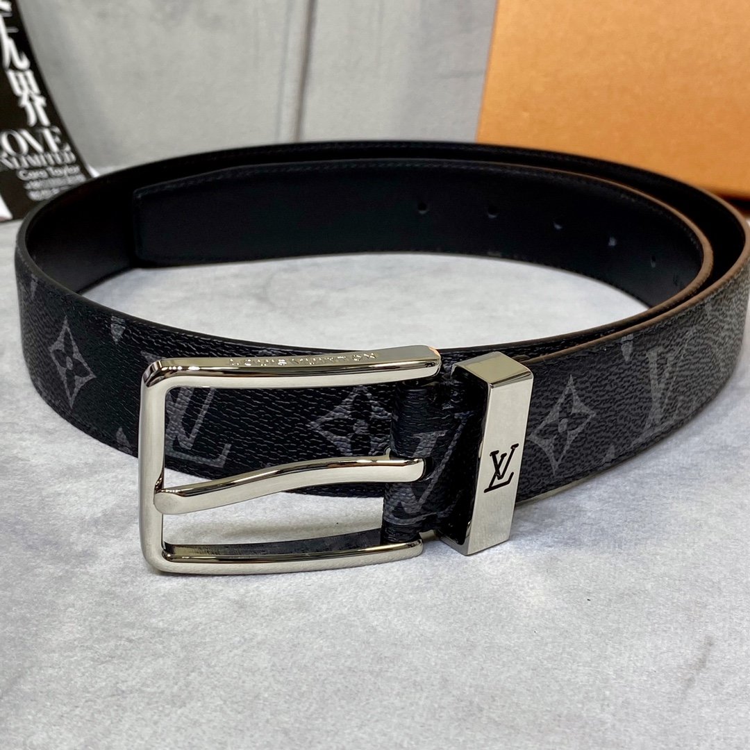 Cheap Replica Louis Vuitton Men Leather Belt Width 3.5cm 105