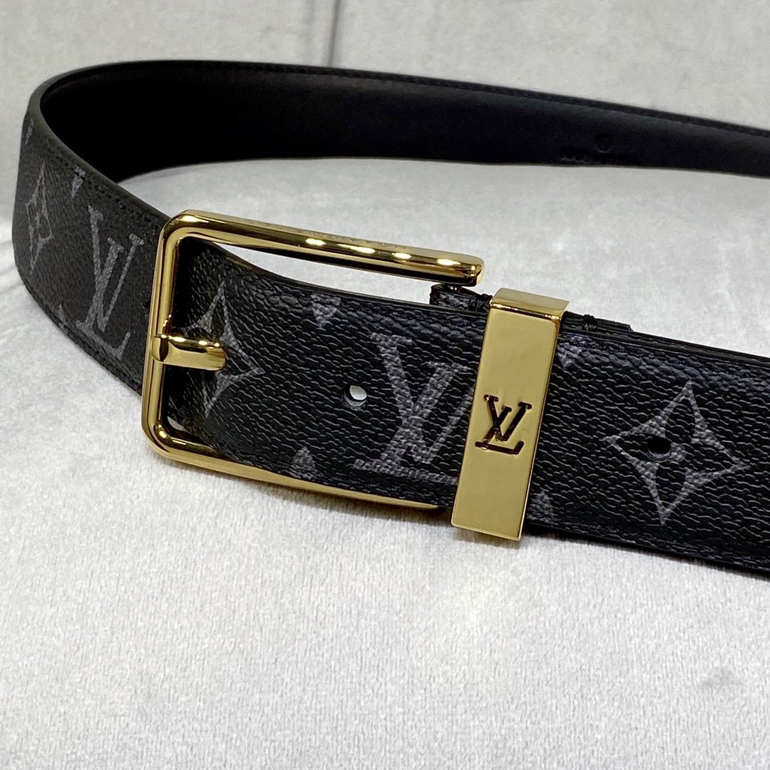 Cheap Replica Louis Vuitton Men Leather Belt Width 3.5cm 105