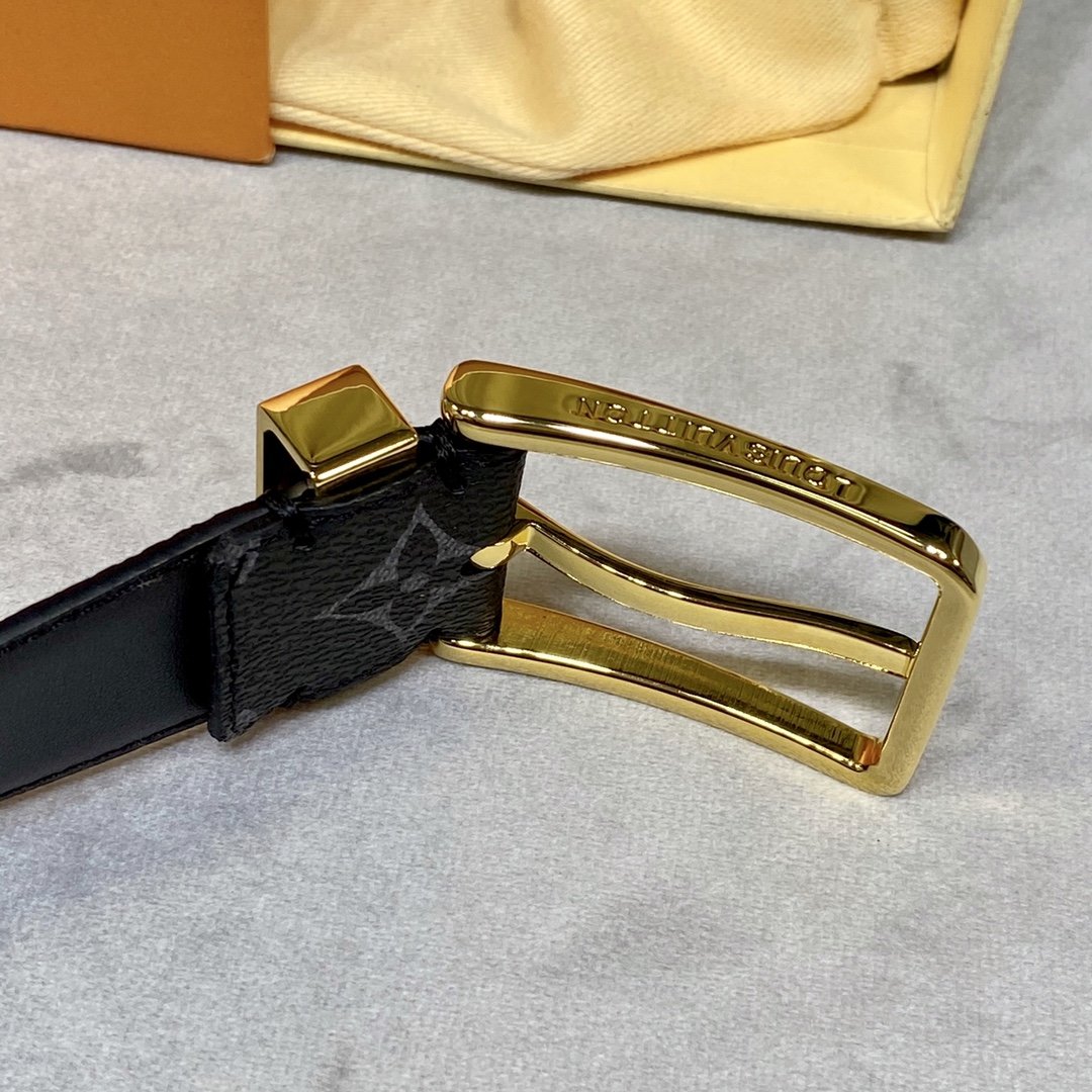 Cheap Replica Louis Vuitton Men Leather Belt Width 3.5cm 105