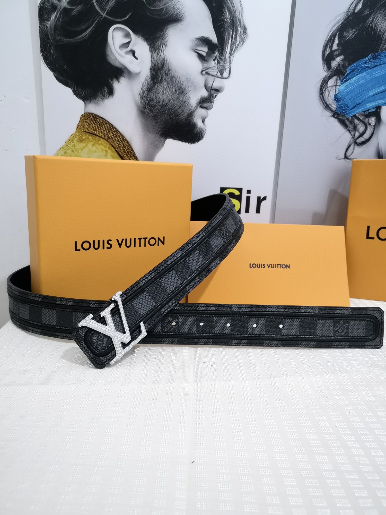 Cheap Replica Louis Vuitton Men Leather Belt Width 4CM 115