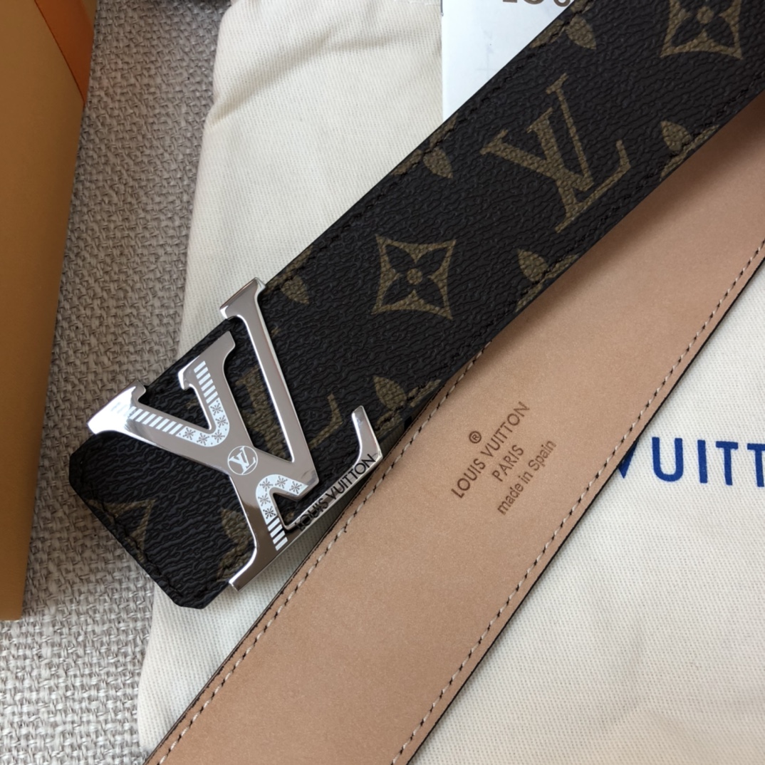 Cheap Replica Louis Vuitton Men Leather Belt Width 4CM 121